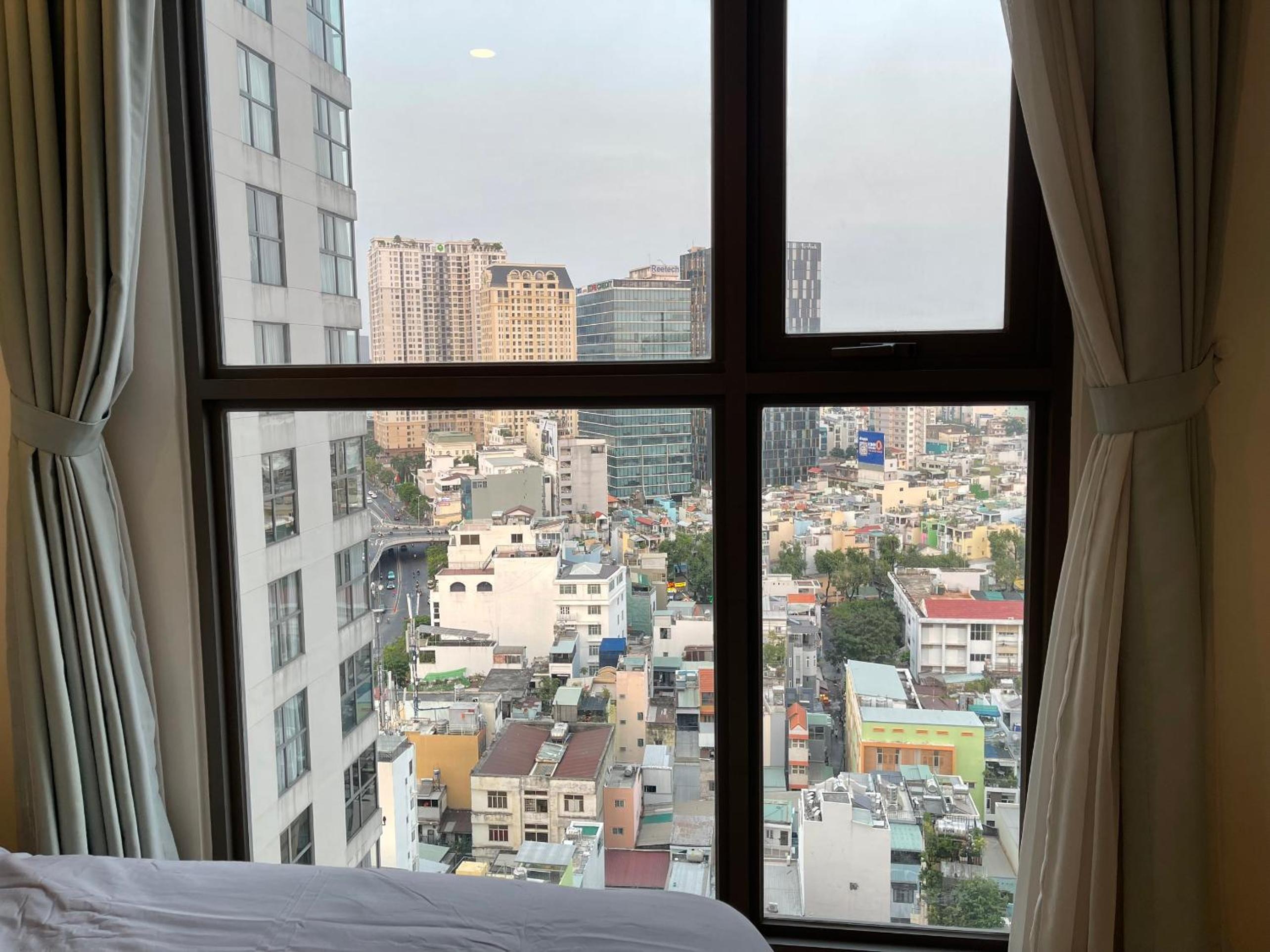 luxurious 2-bedroom apartment district 4