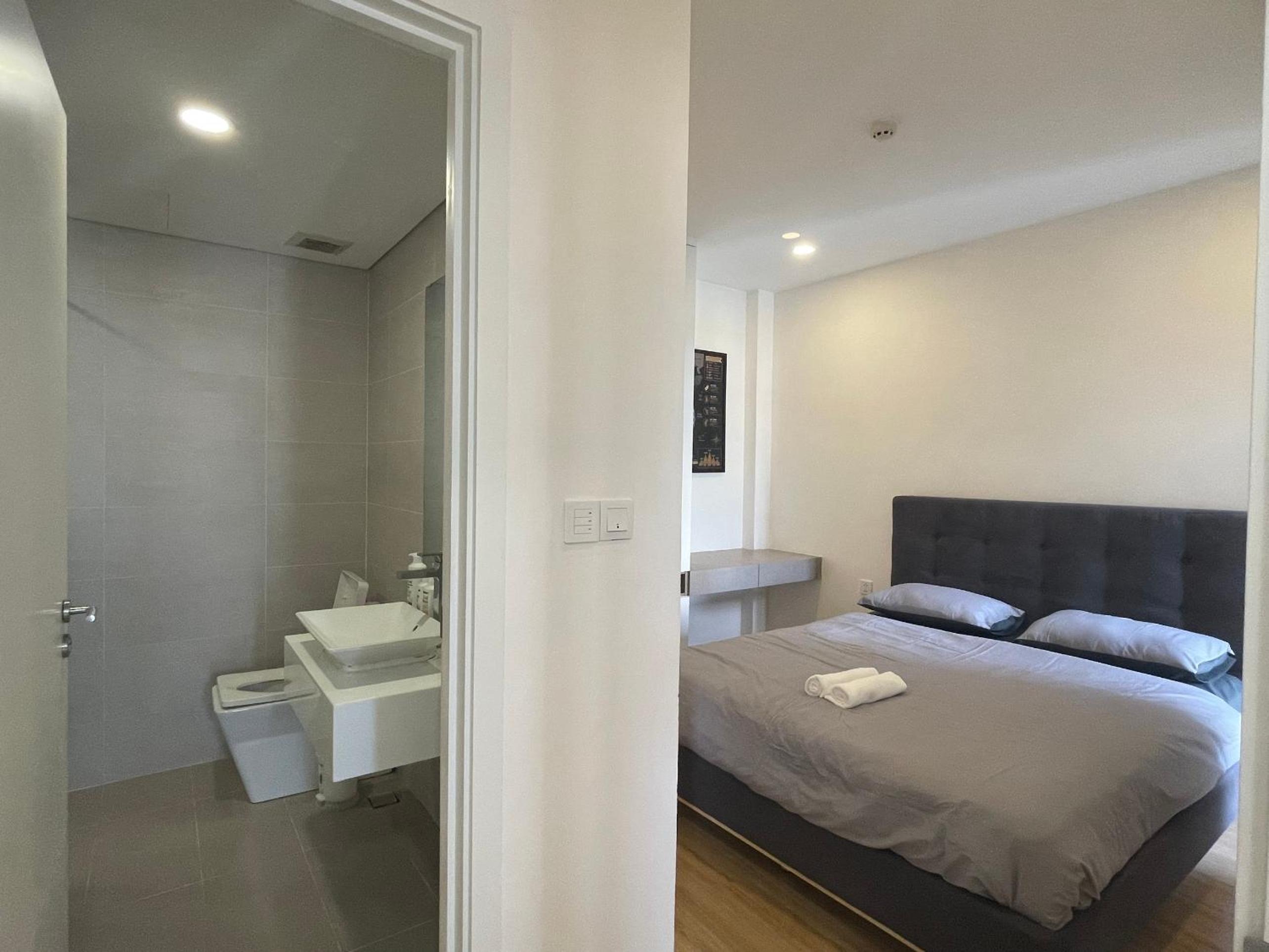 luxurious 2-bedroom apartment district 4
