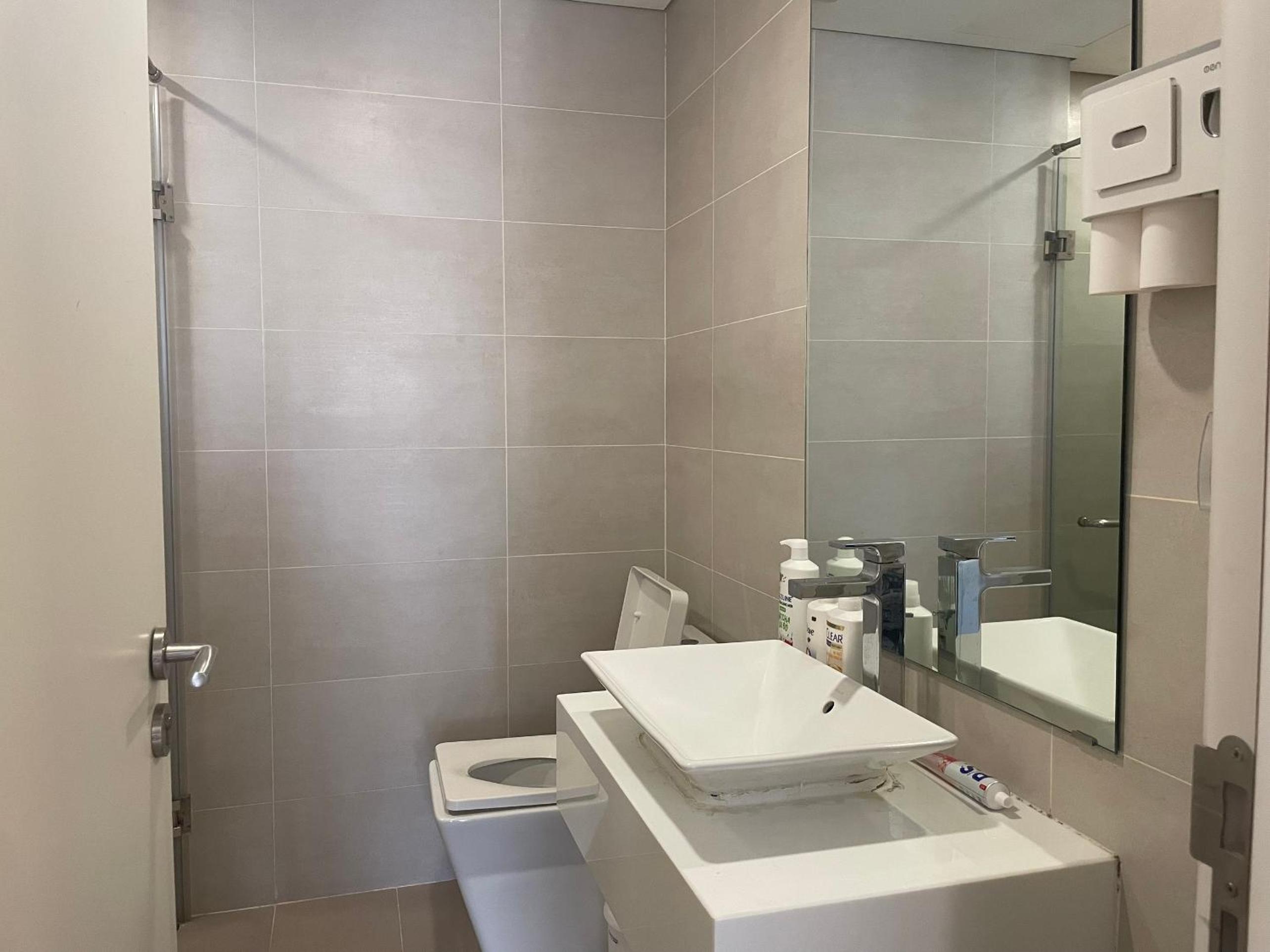 luxurious 2-bedroom apartment district 4