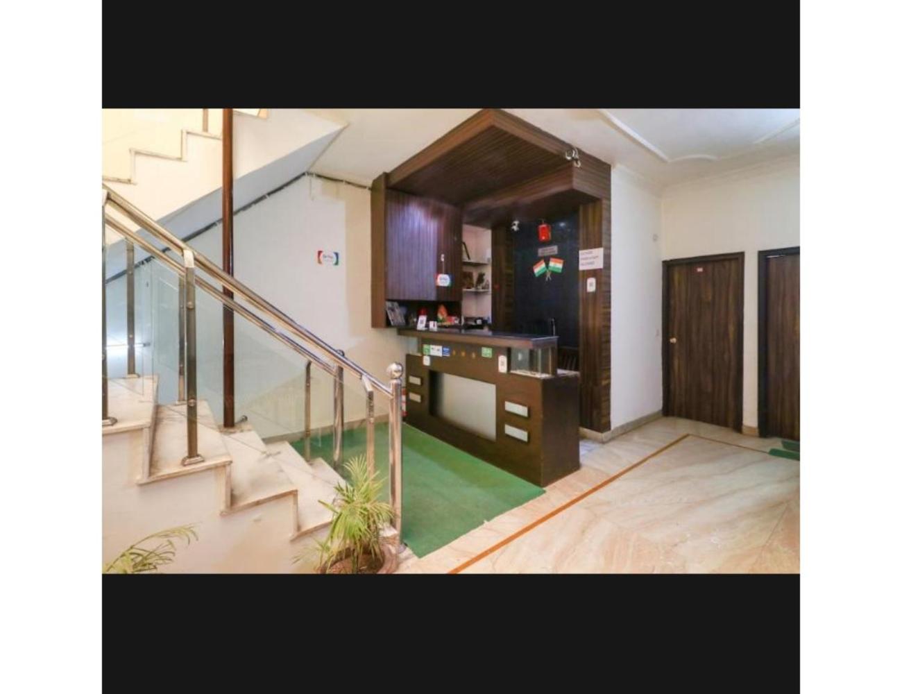Hotel Shelton, Chandigarh
