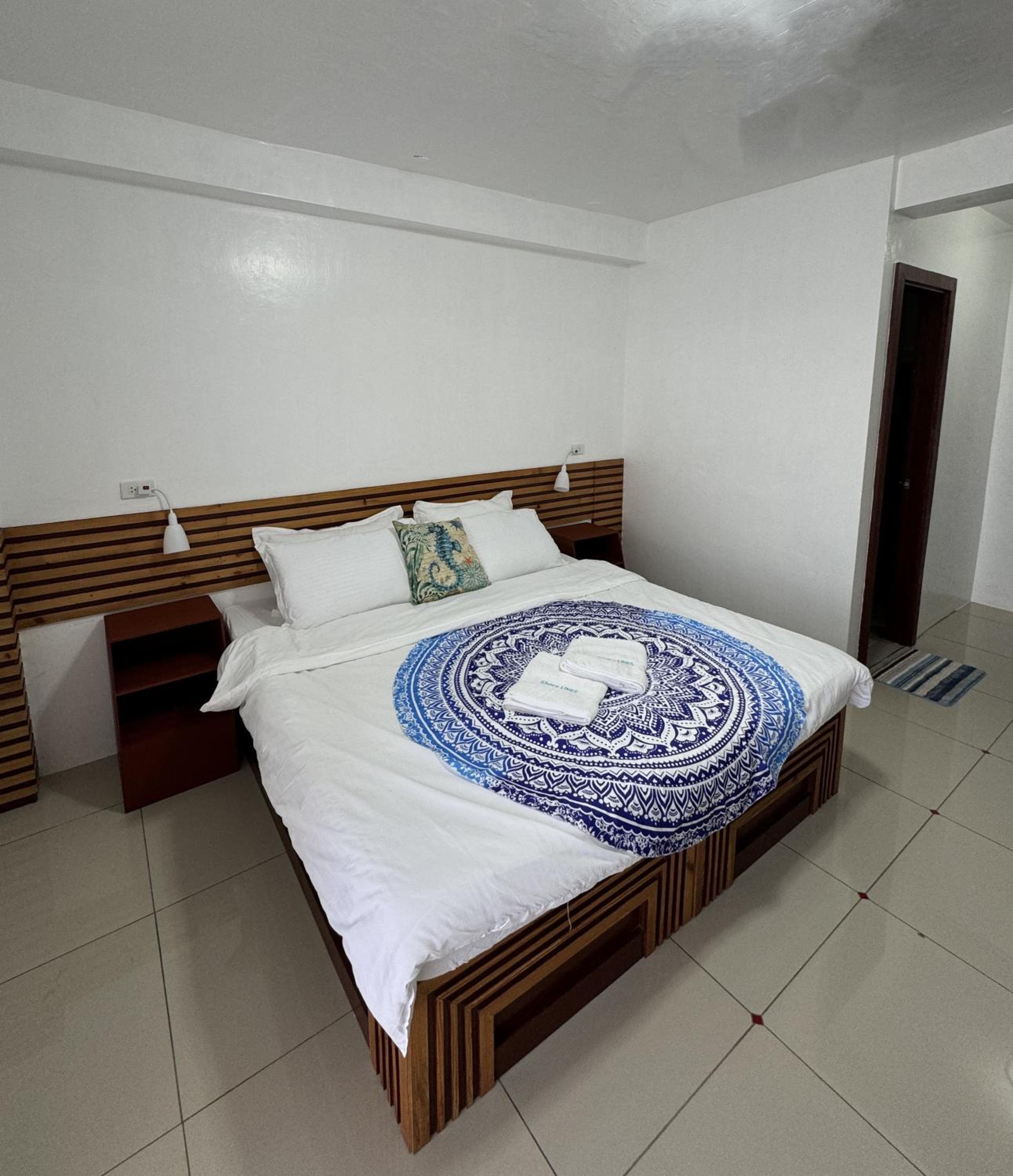 Dapdap ShoreLINES Beach House