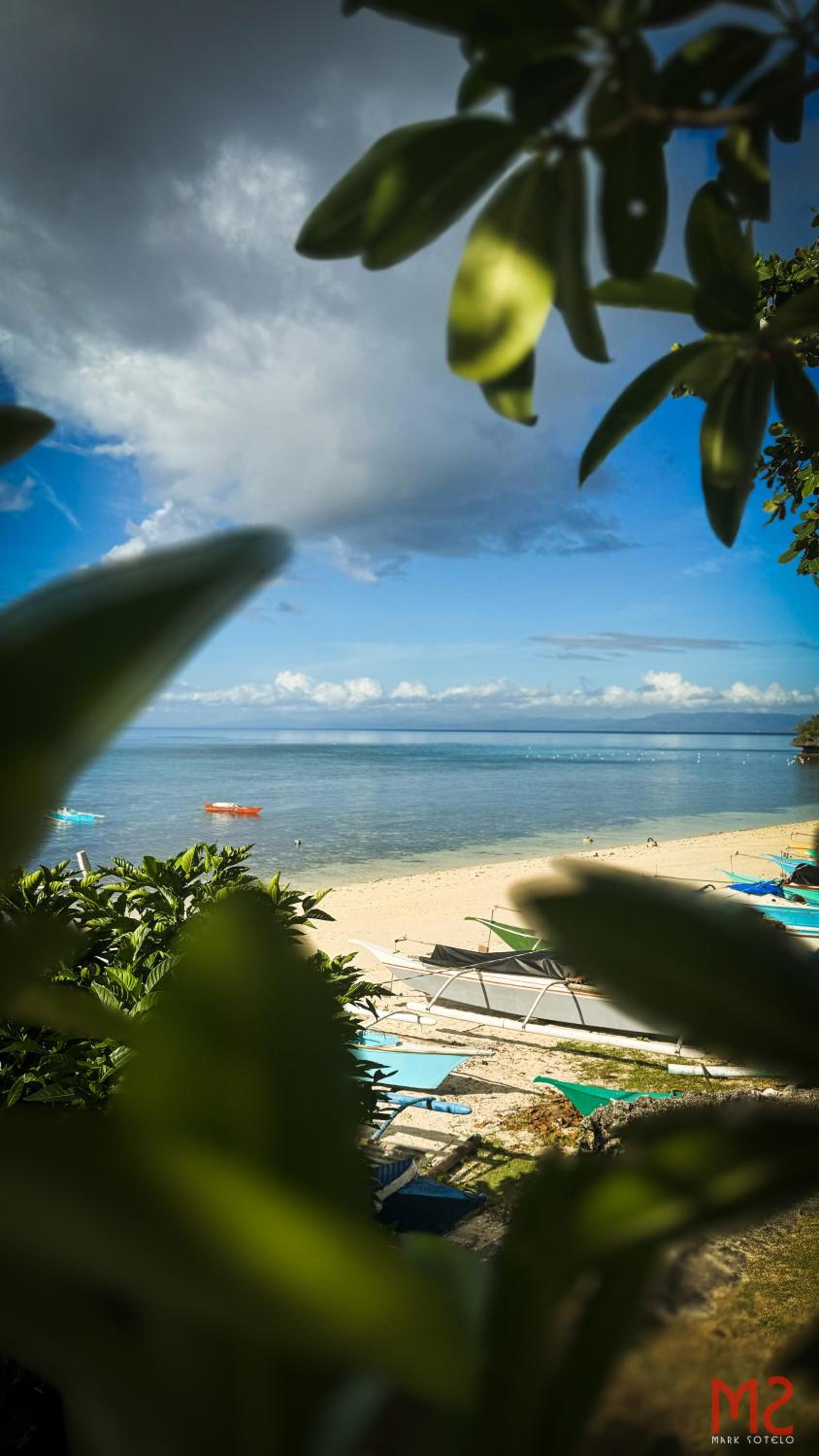 Dapdap ShoreLINES Beach House