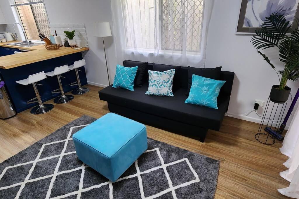 Peaceful Getaway - Stylish, Newly Updated House