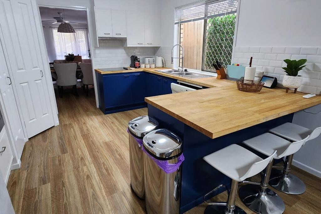 Peaceful Getaway - Stylish, Newly Updated House