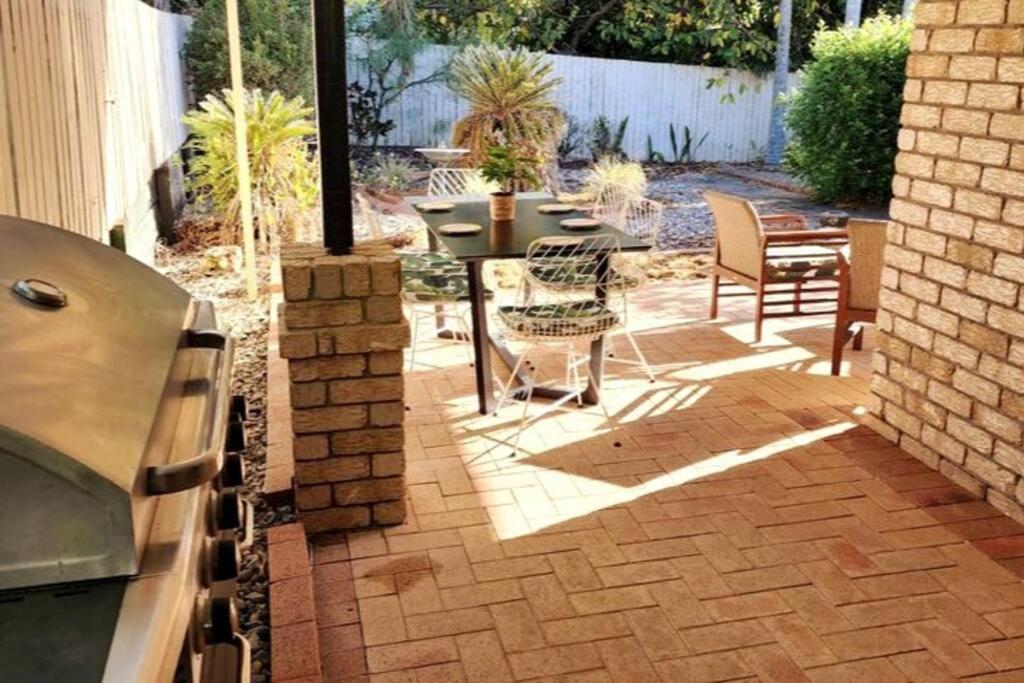 Peaceful Getaway - Stylish, Newly Updated House