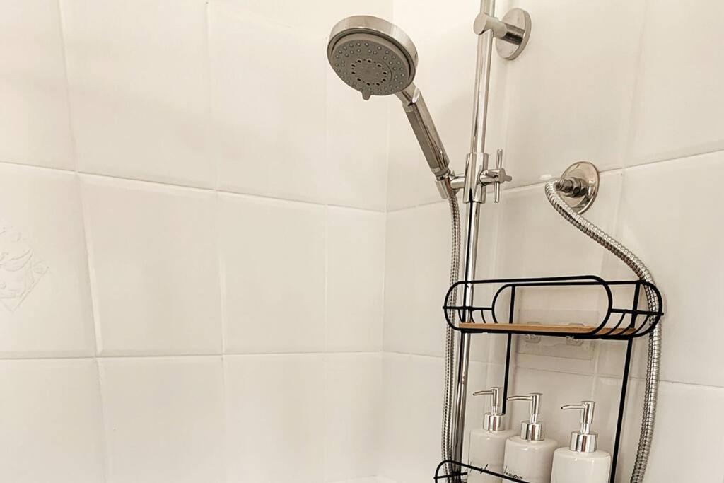 Peaceful Getaway - Stylish, Newly Updated House
