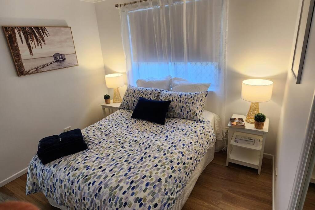 Peaceful Getaway - Stylish, Newly Updated House