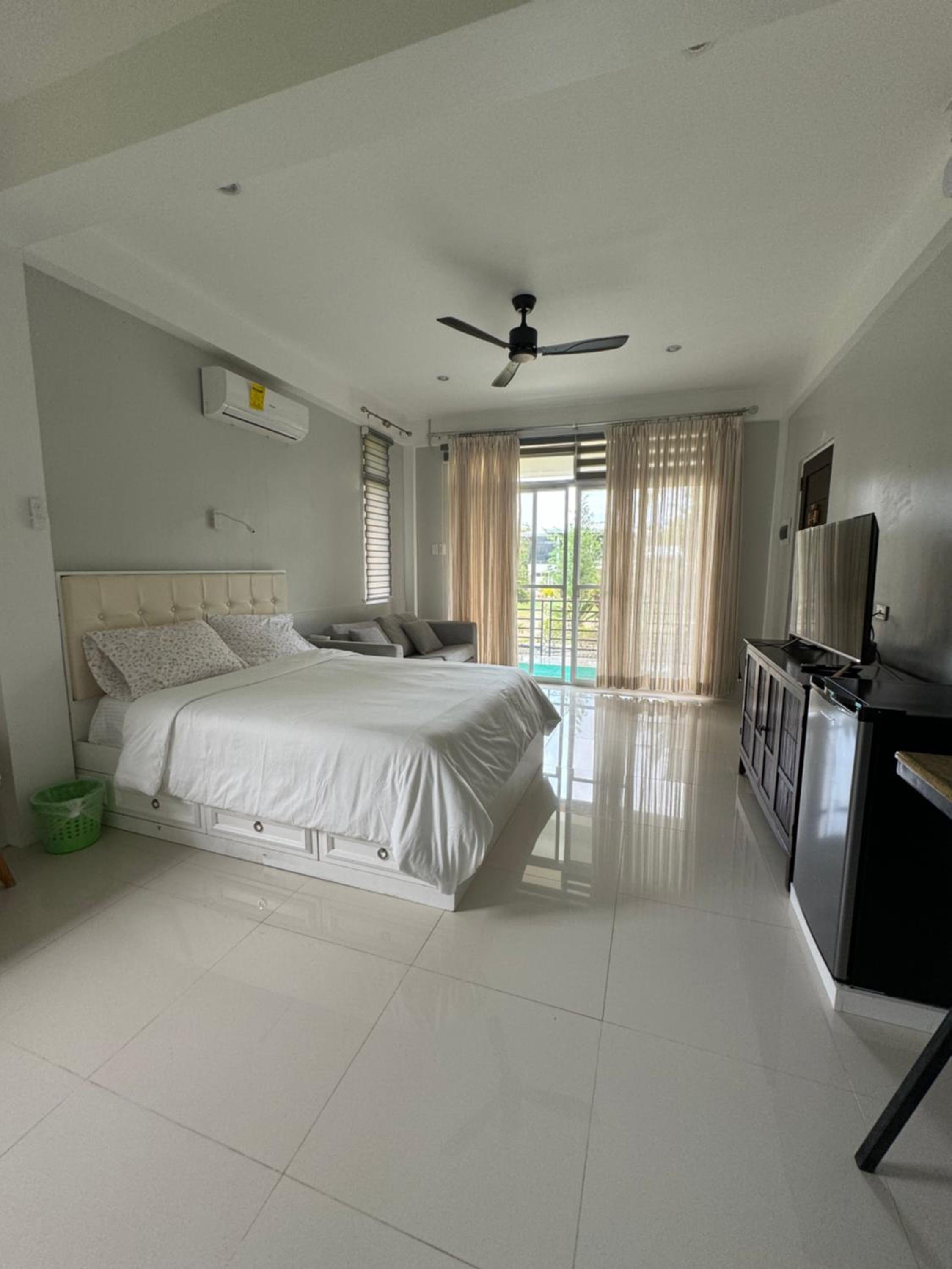 INATO SUITES Rm 2 2 queen beds
