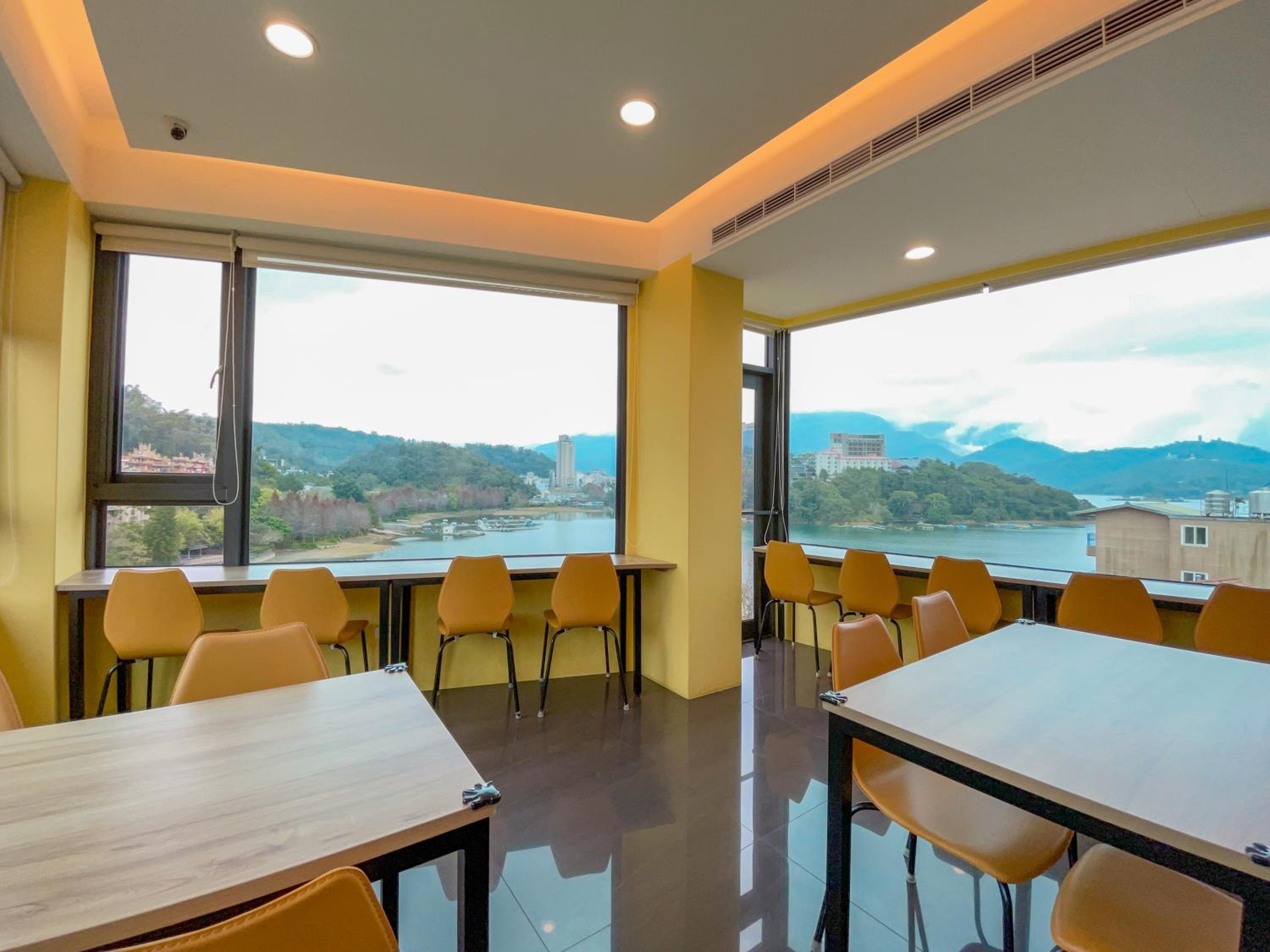 Zhaohong homestay