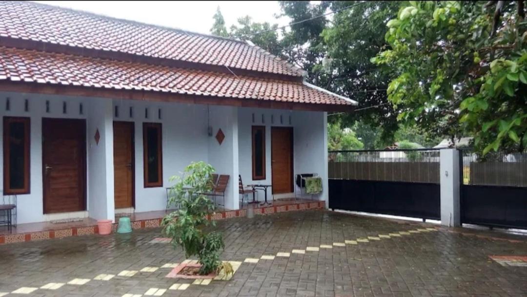 Umah isun guests house view 2