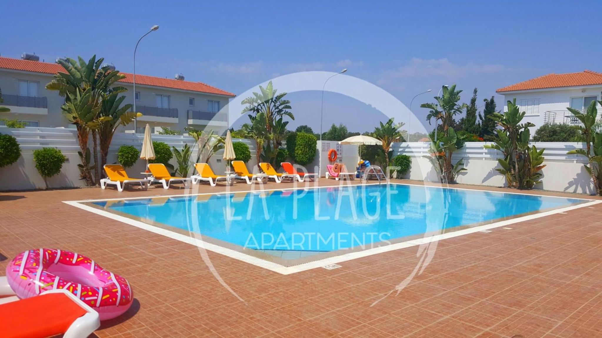 Lovely 2 Bedroom Family Apartment w/ Pool
