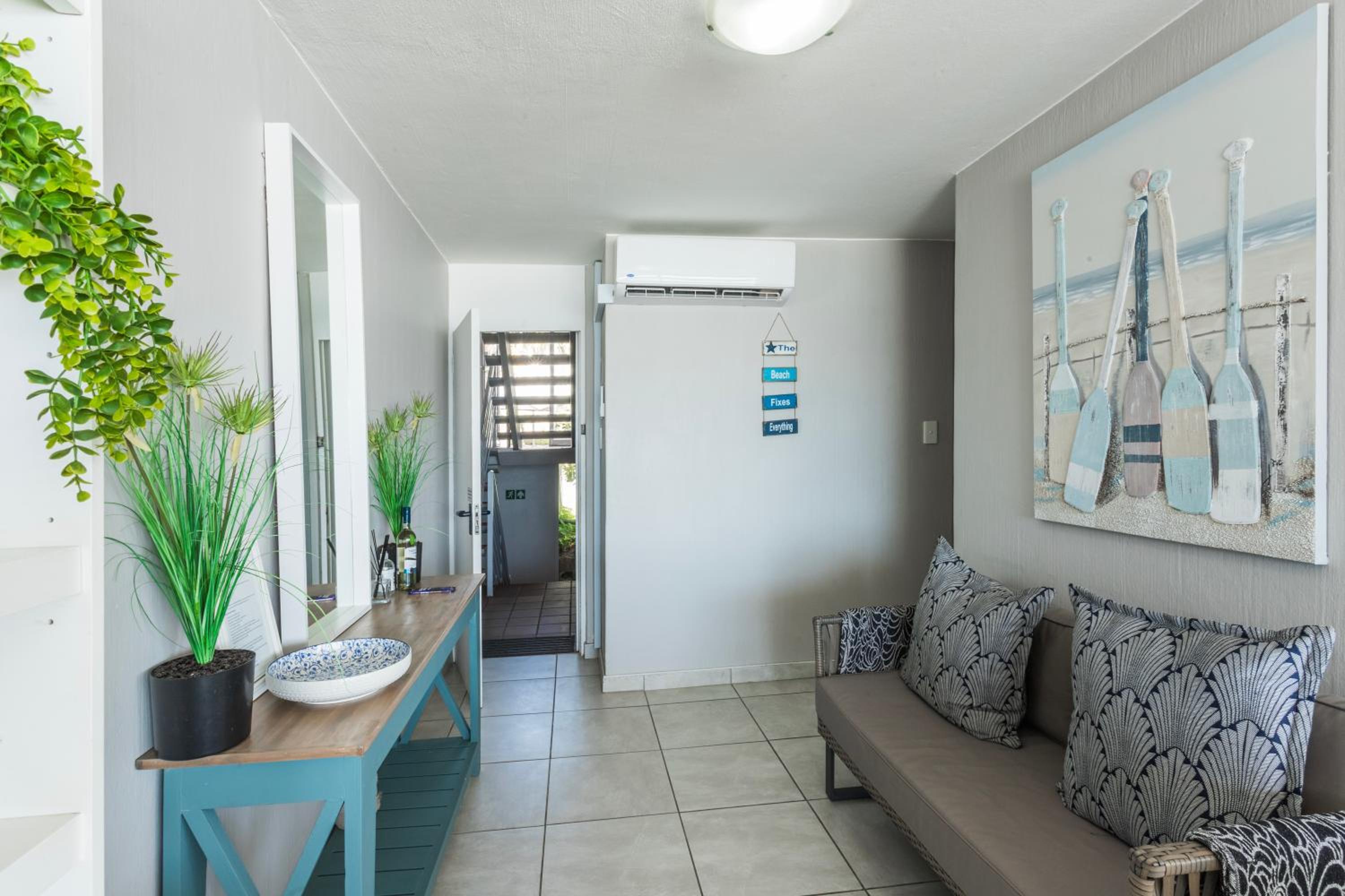 Ocean Pearl at Chakas Cove - Beachfront Apartment view 5