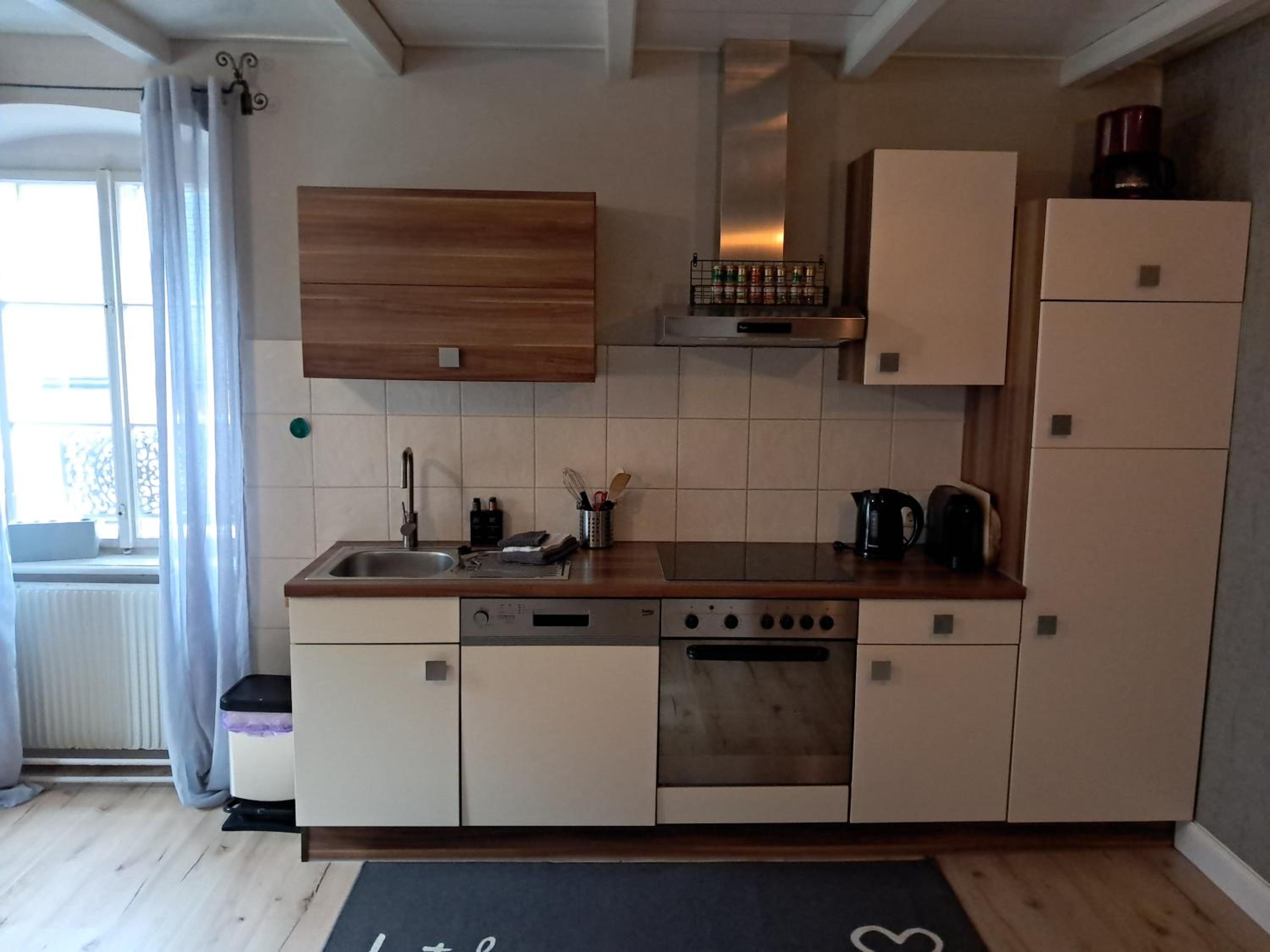 XXL Cosy apartments Villa Goisern, centre with mountain view