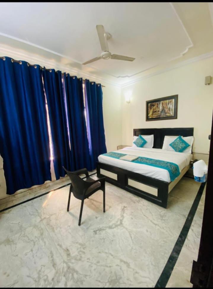RS Corporate Suites