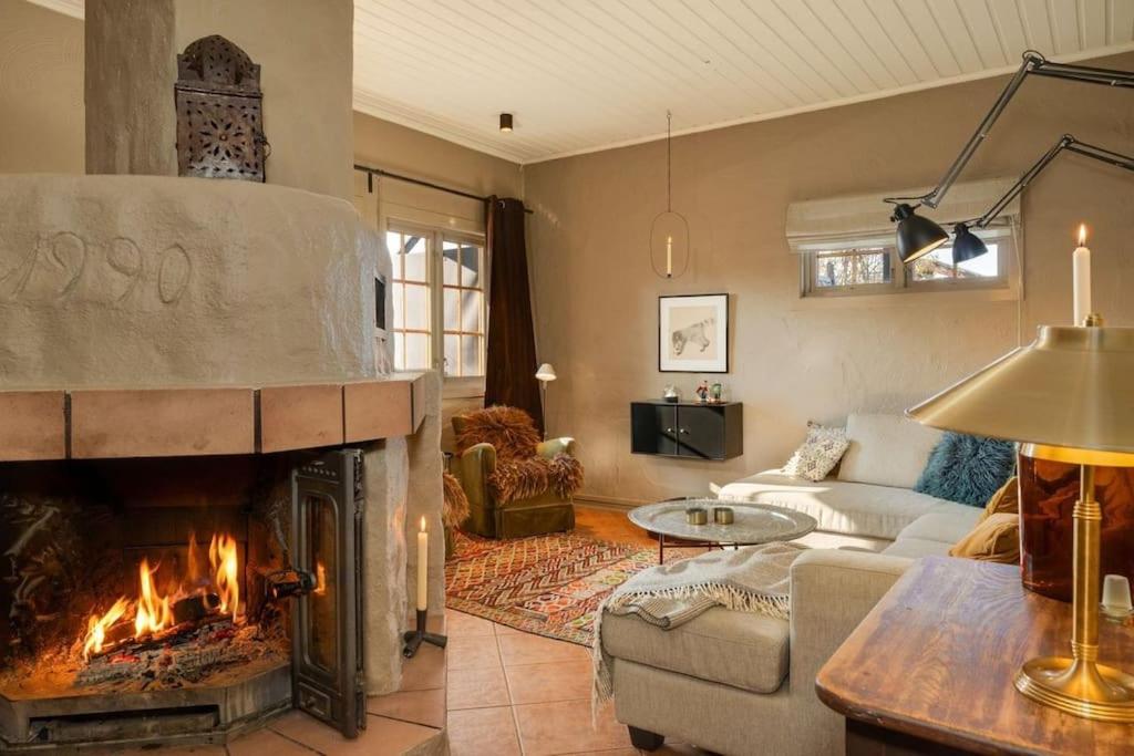 Hotel Beitostølen! Midt i sentrum! Ski in ski out! Badstue-Massasjedusj-Steamdusj - Image 1