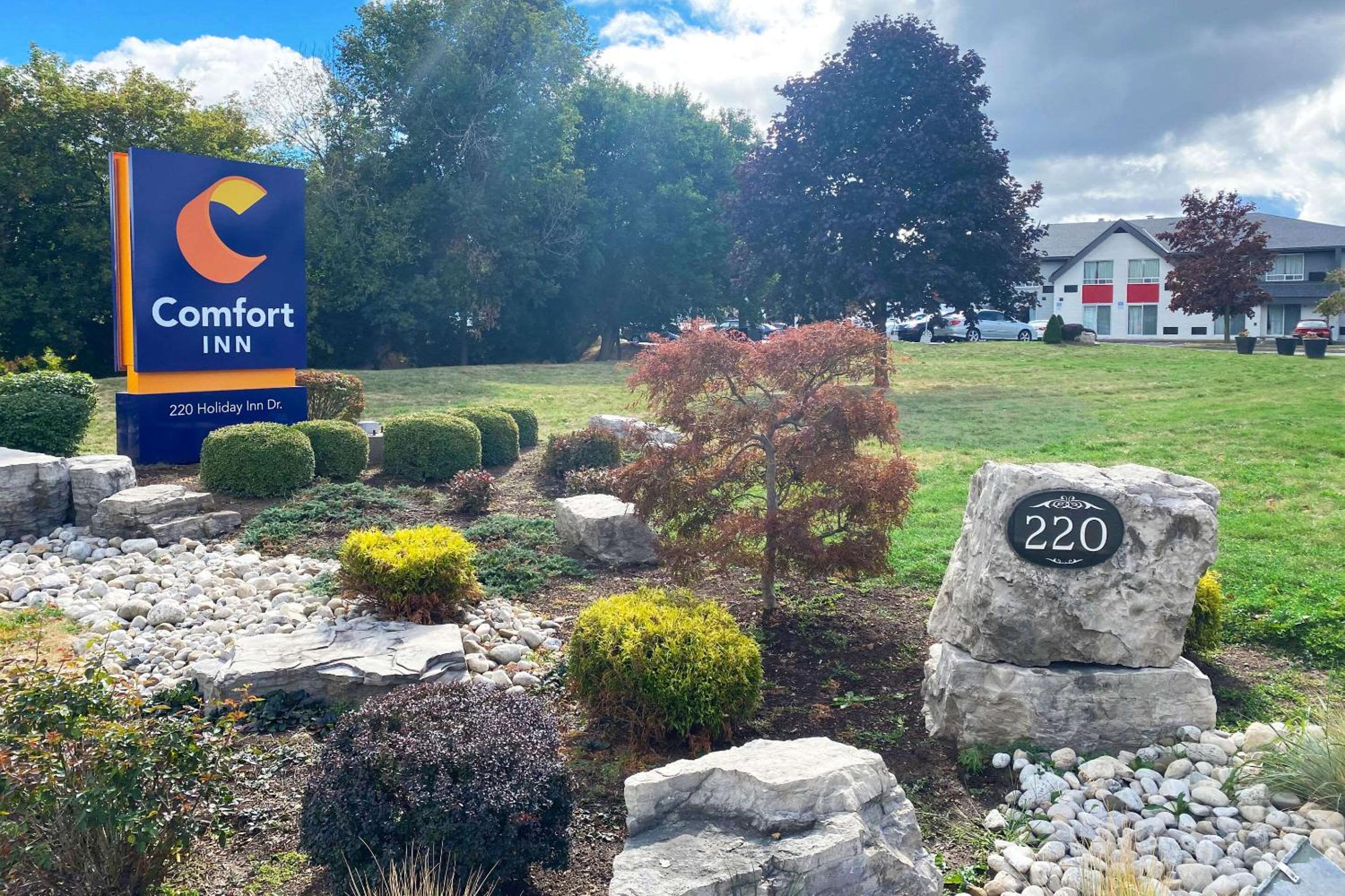 Cambridge Vacations - Comfort Inn - Property Image 33