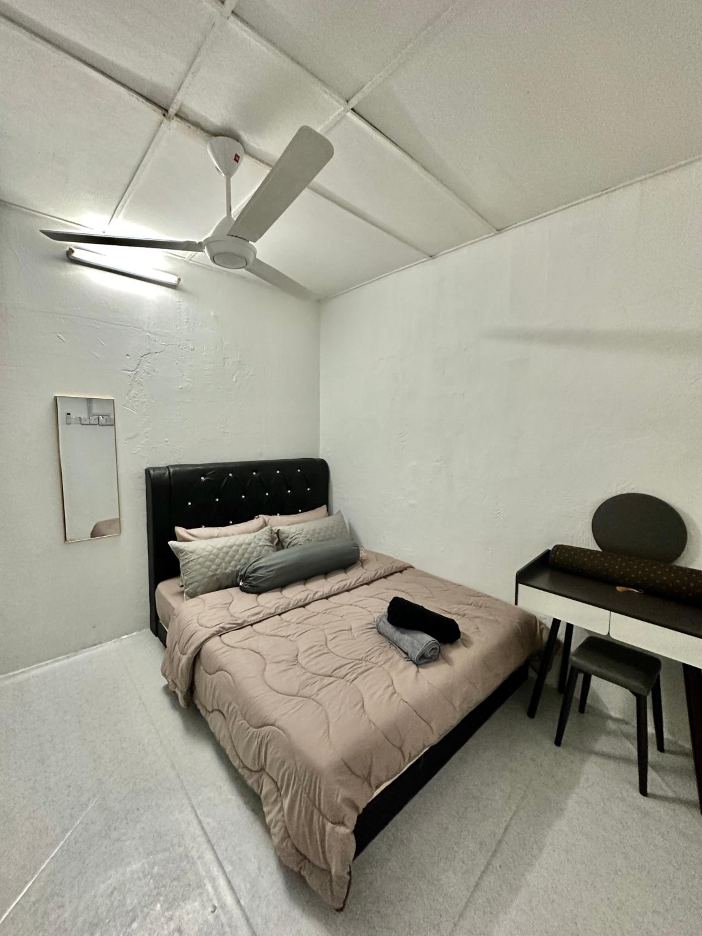 Homestay Syahezzie fully aircond Netflix With Jacuzi photo 5