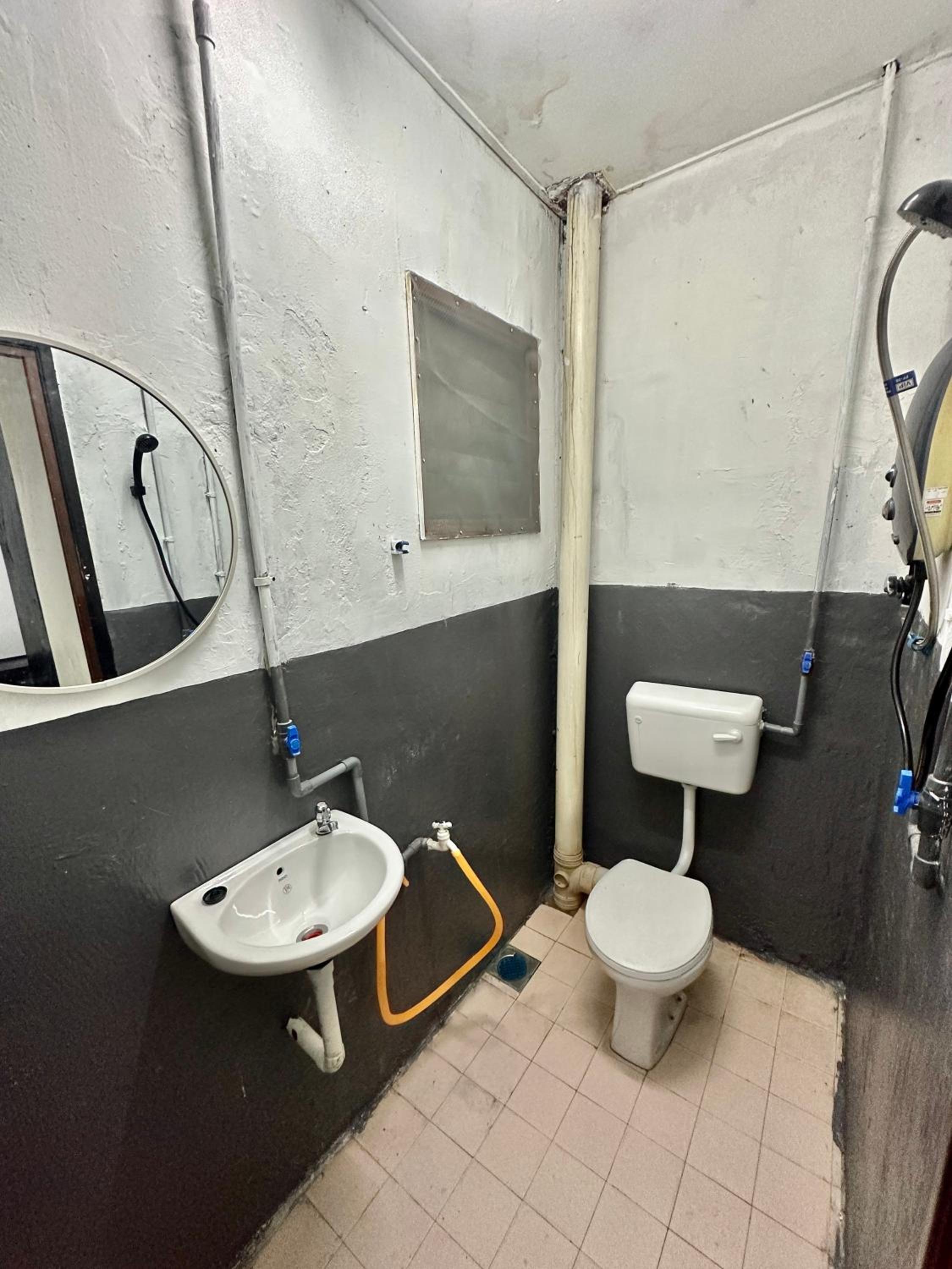 Homestay Syahezzie fully aircond Netflix With Jacuzi view 5