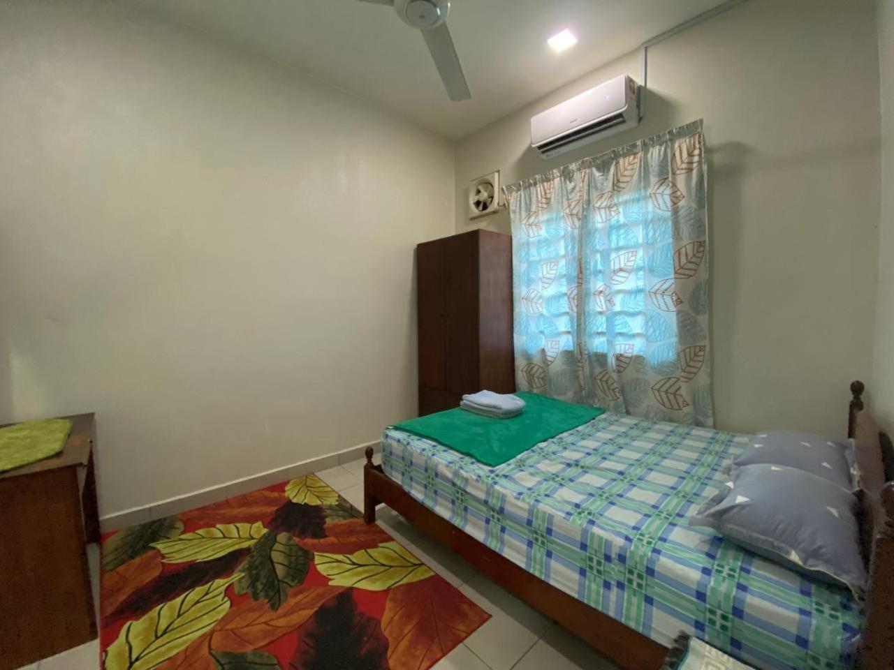 Al-Qamar Homestay photo 6