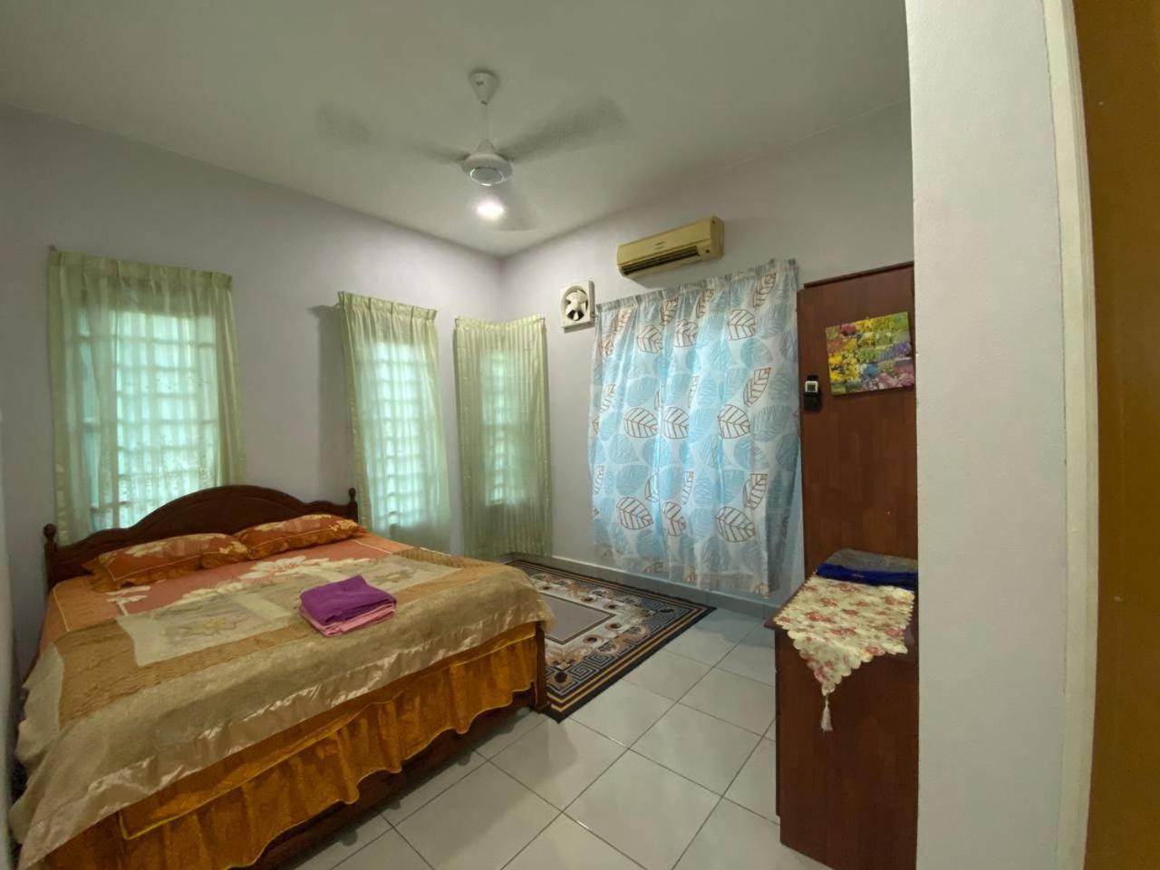 Al-Qamar Homestay photo 5