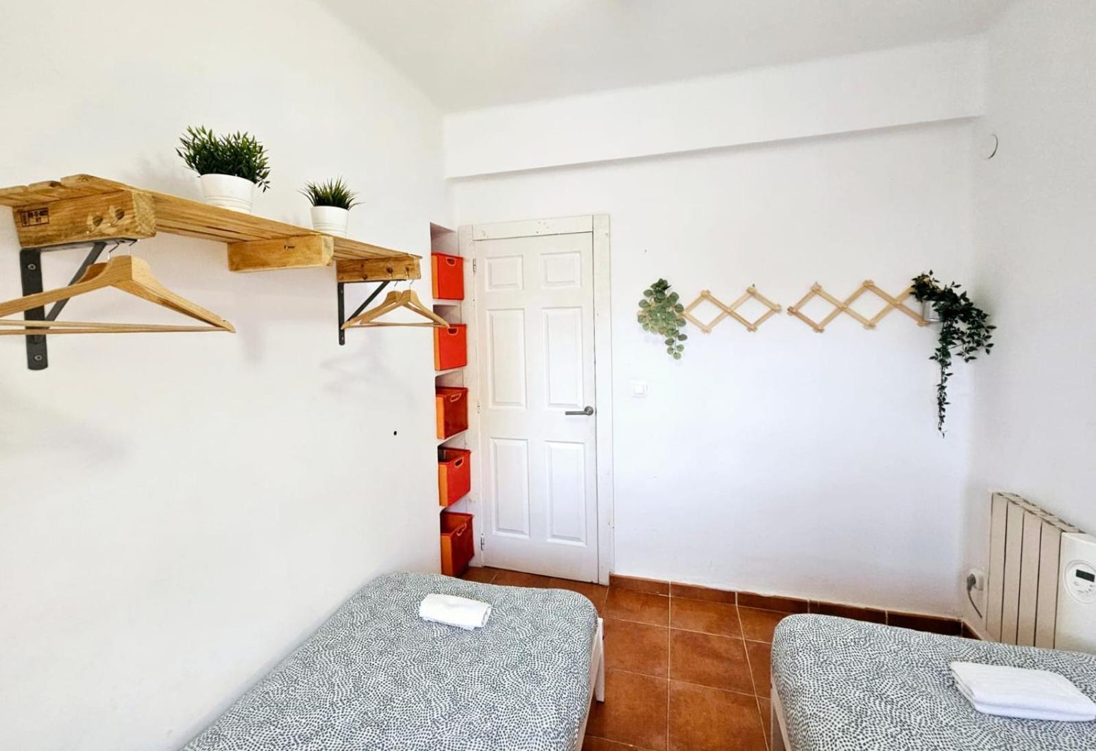 Chalet con piscina y barbacoa, Valencia