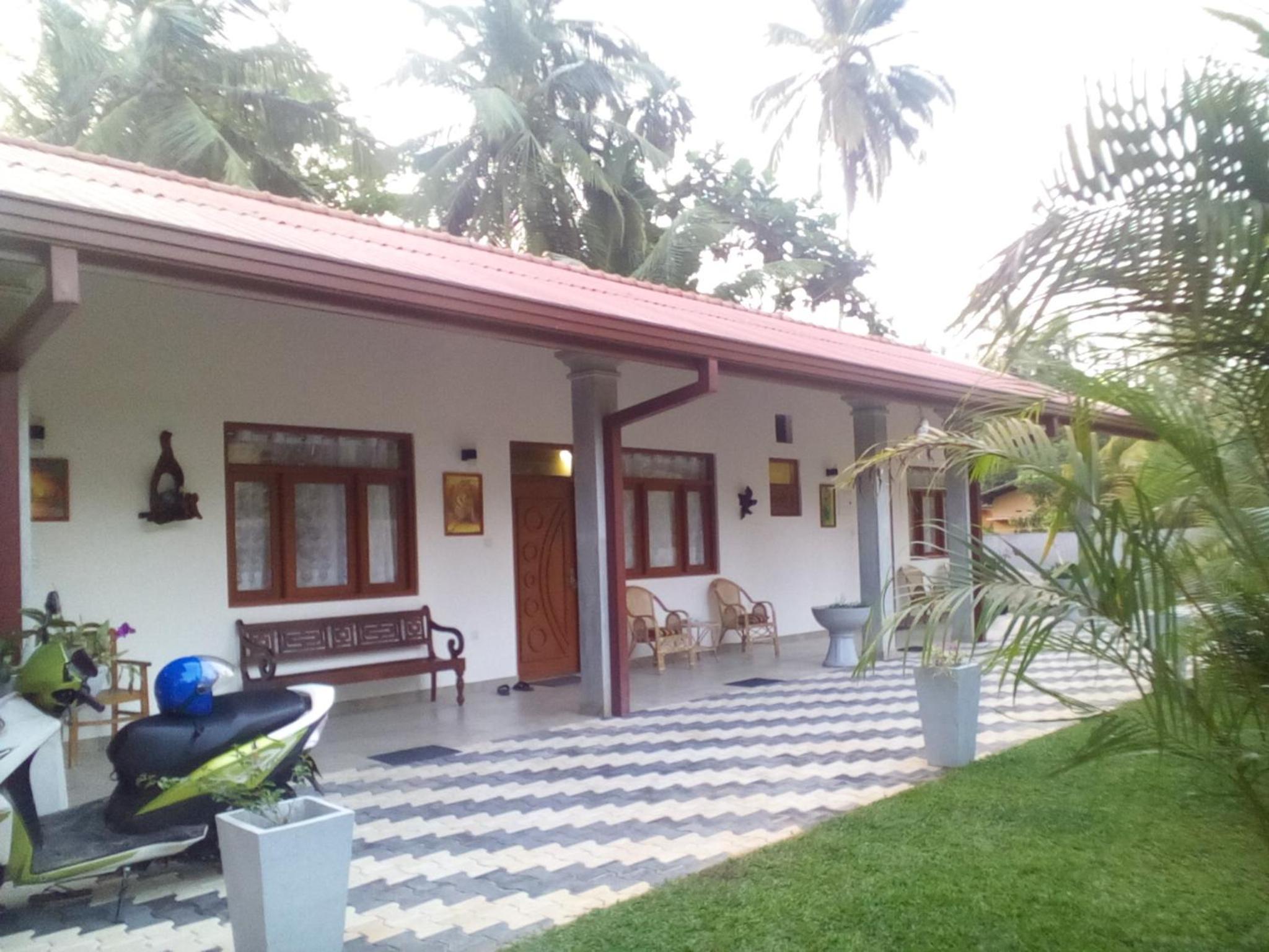 Photo 11