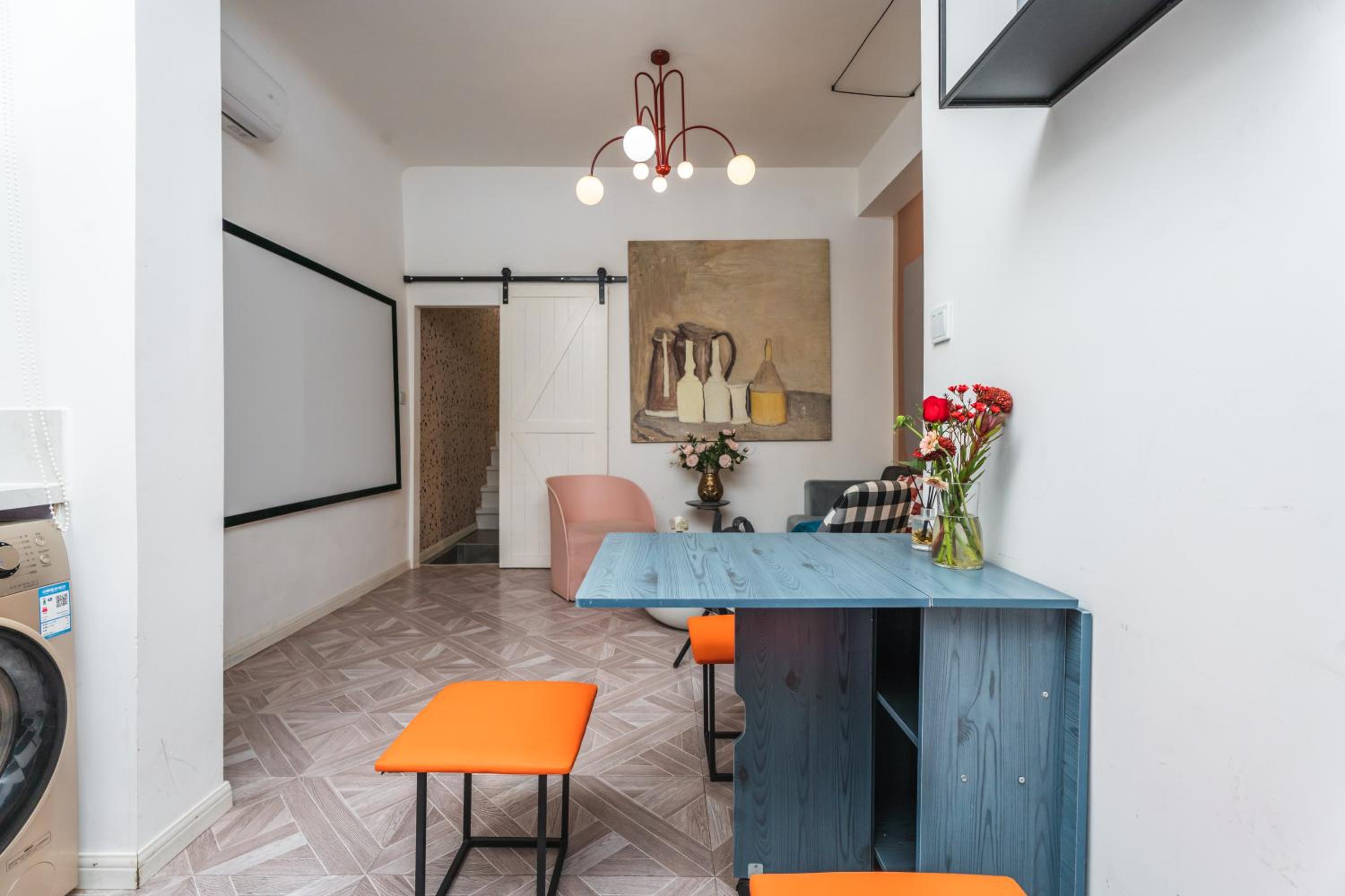 Shanghai Hills& Art Suite 15 - Near Line 1 & 7 Changshu Road Metro