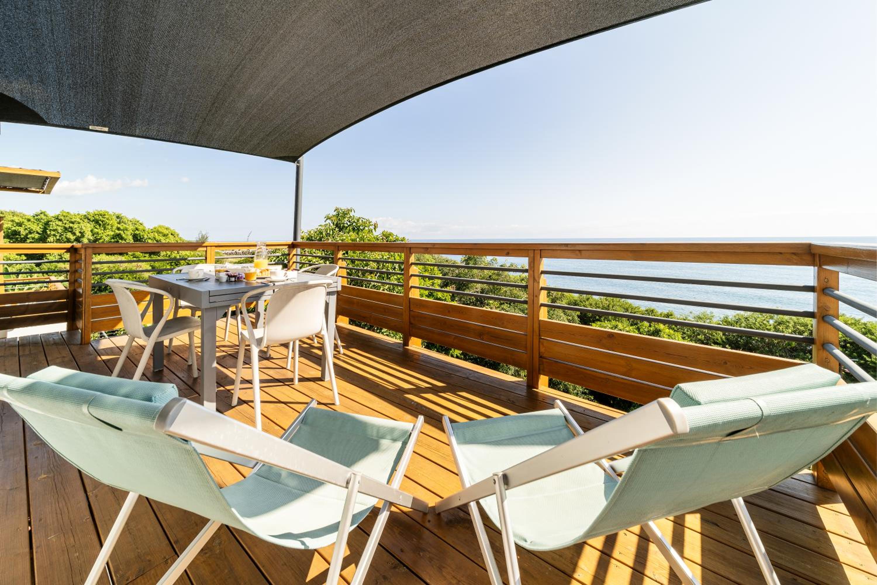 Les Pailles en Queue - Vue mer - Appartements de Charme & Standing view 3