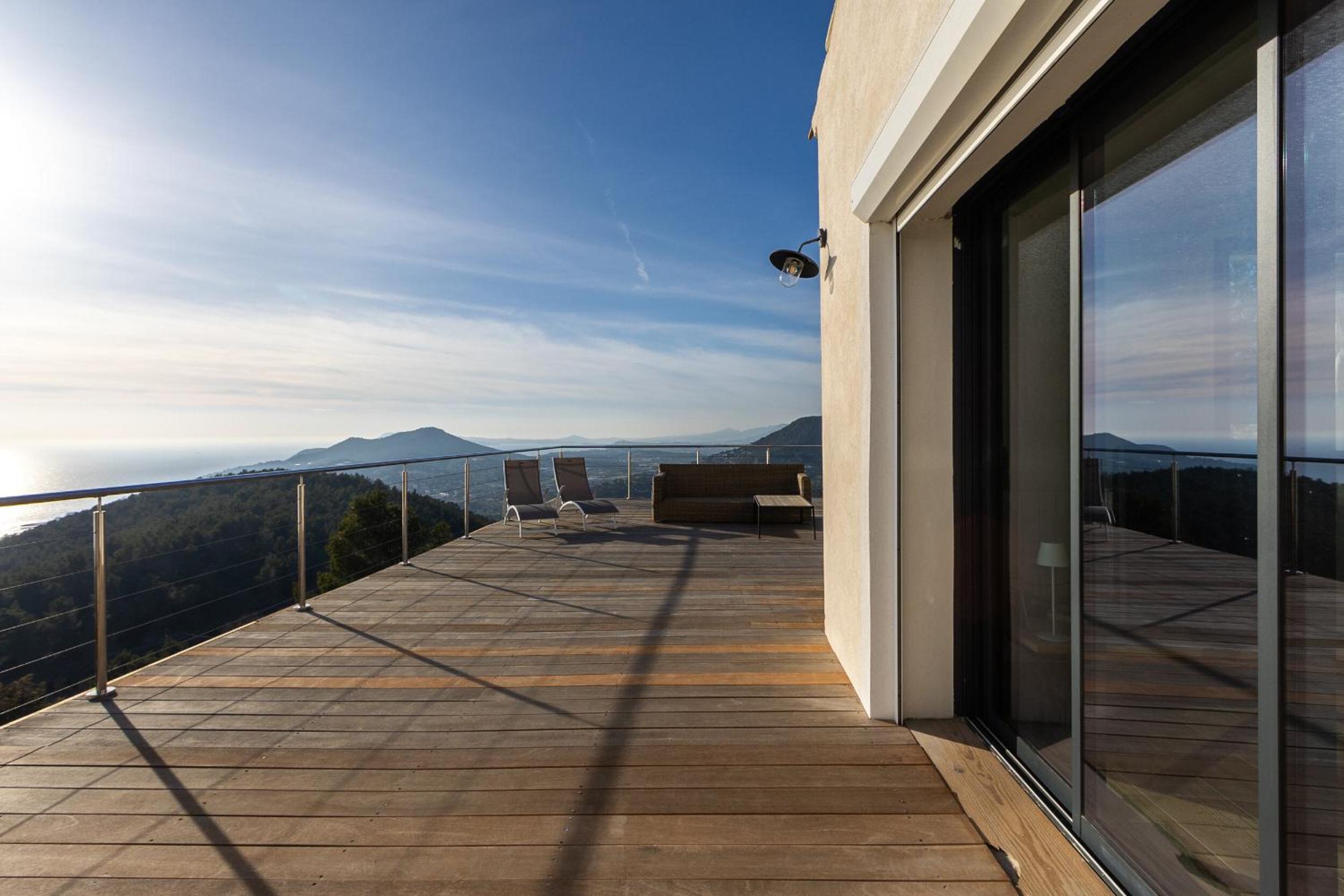 Villa 4 Etoiles vue sur les Iles d'Or Carqueiranne Sea and Mountain Pleasure Villa vue mer 180