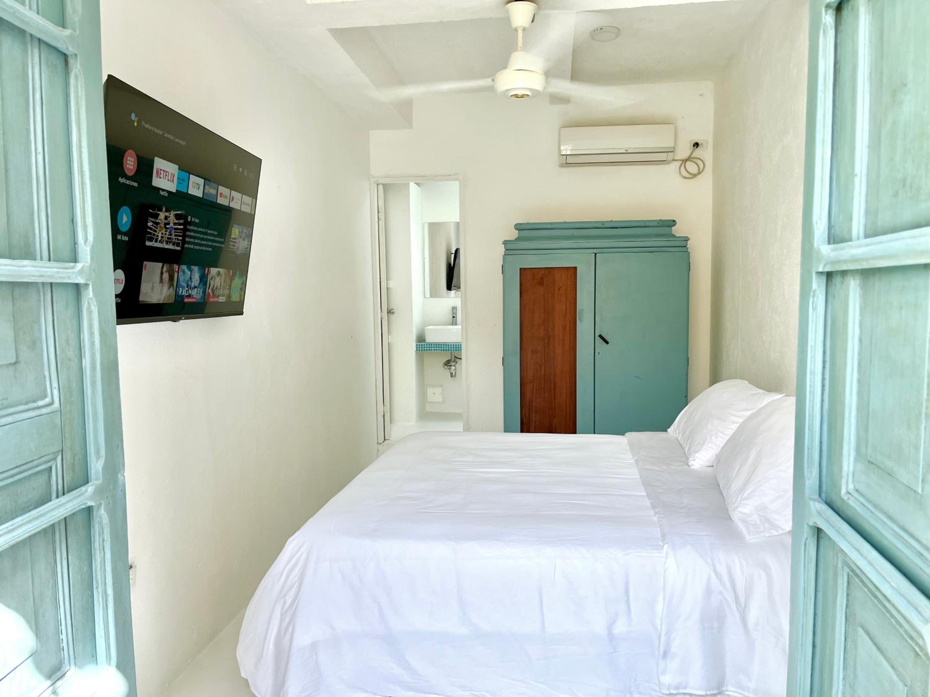 by Calamari Homes - Casa Aura Victoria walled city