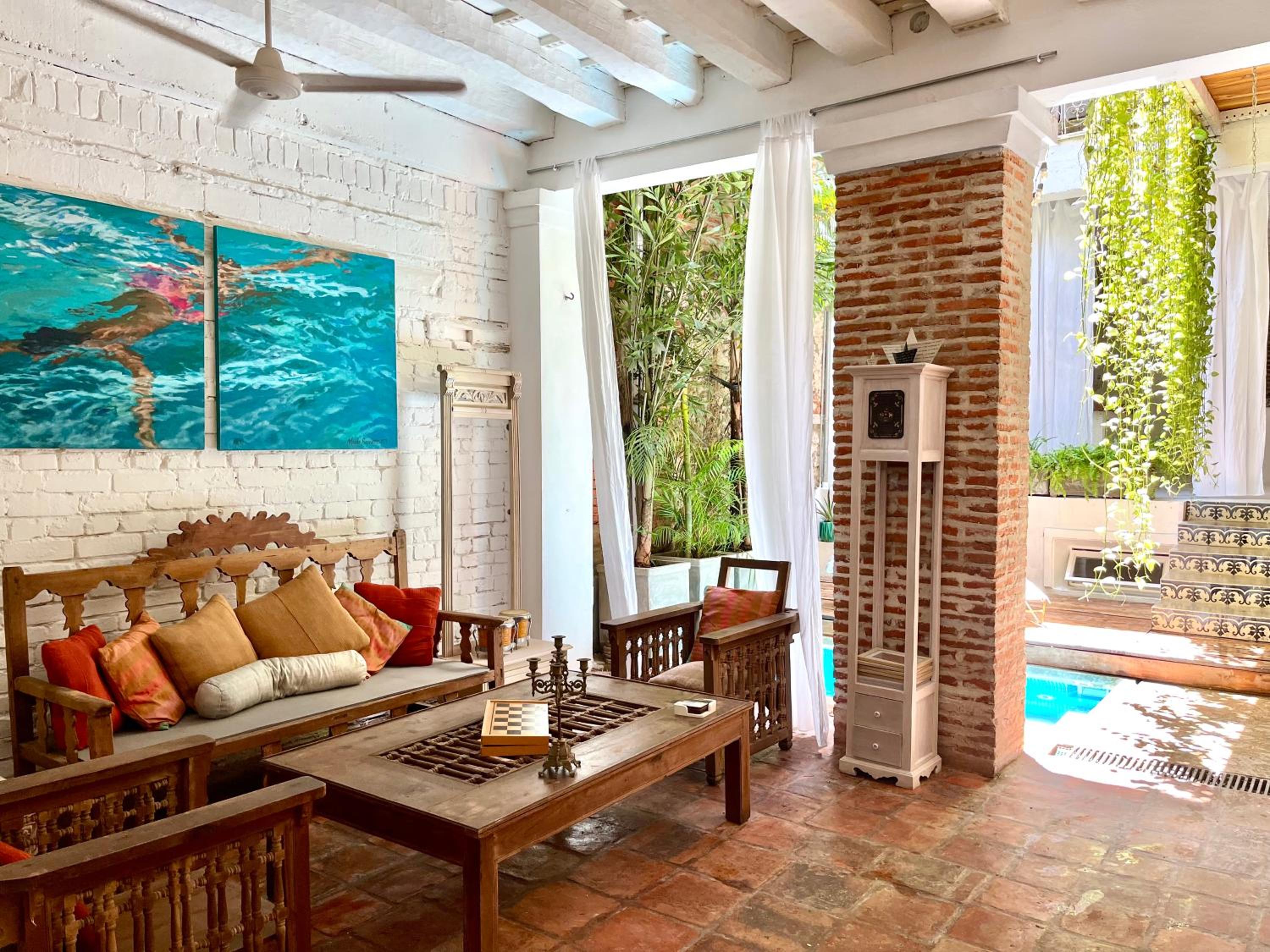 by Calamari Homes - Casa Aura Victoria walled city