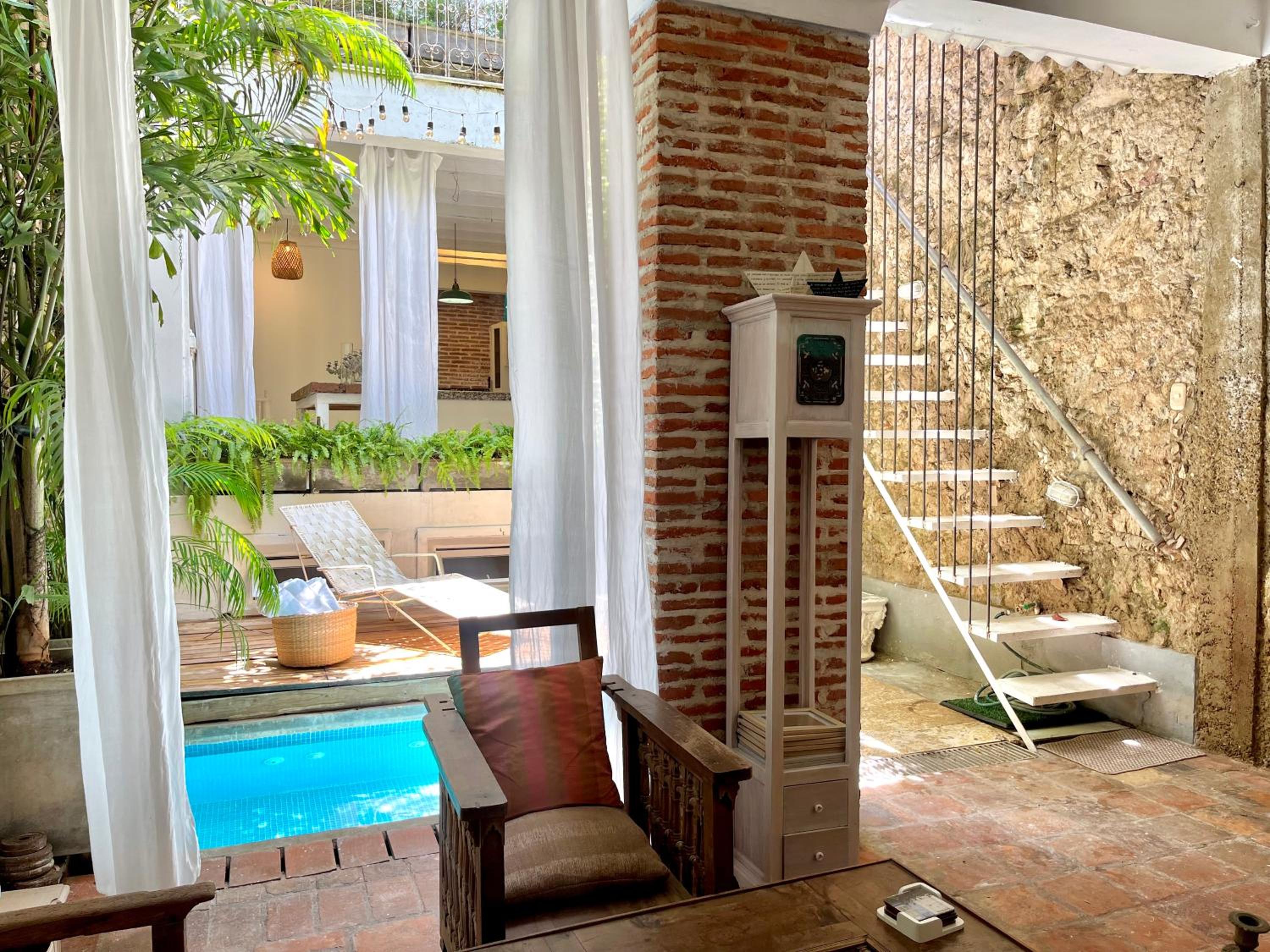 by Calamari Homes - Casa Aura Victoria walled city