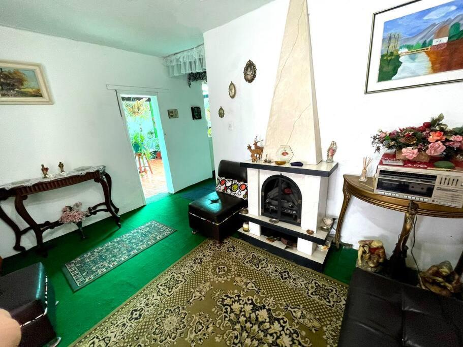 Great Rustic Colonial Villa in Punta Larga, Boyacá