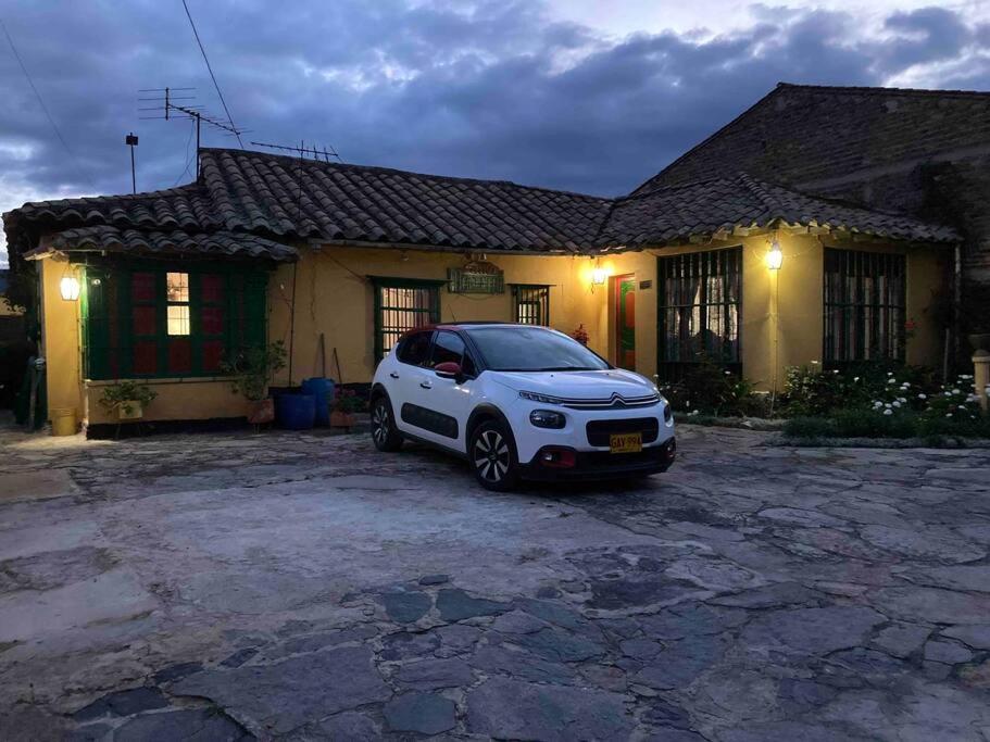 Great Rustic Colonial Villa in Punta Larga, Boyacá