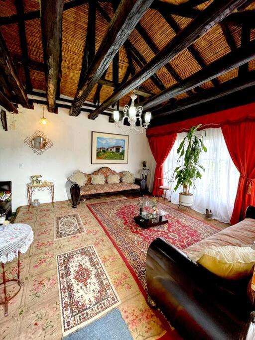 Great Rustic Colonial Villa in Punta Larga, Boyacá