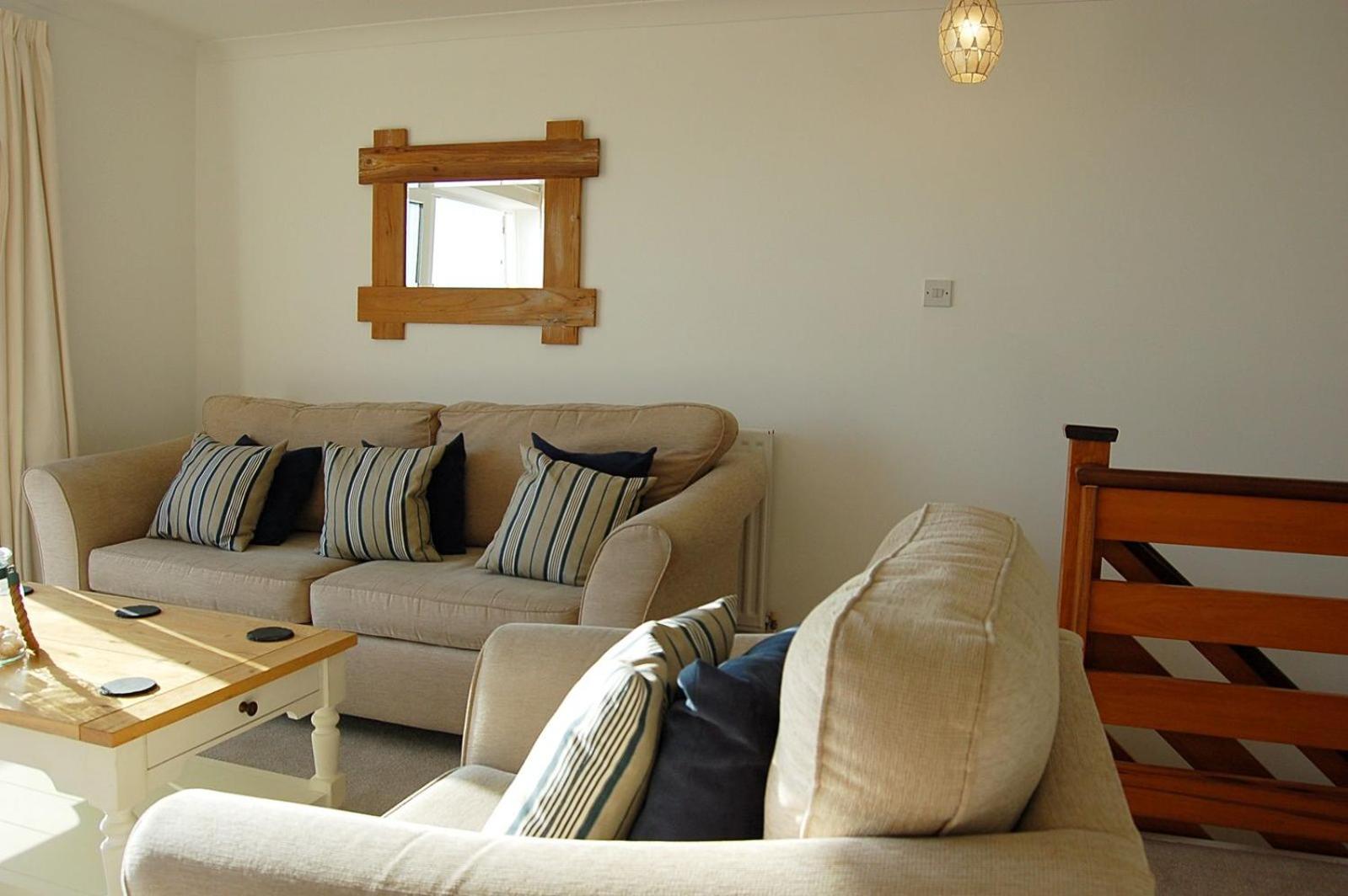 Ty Traeth Beach House view 3
