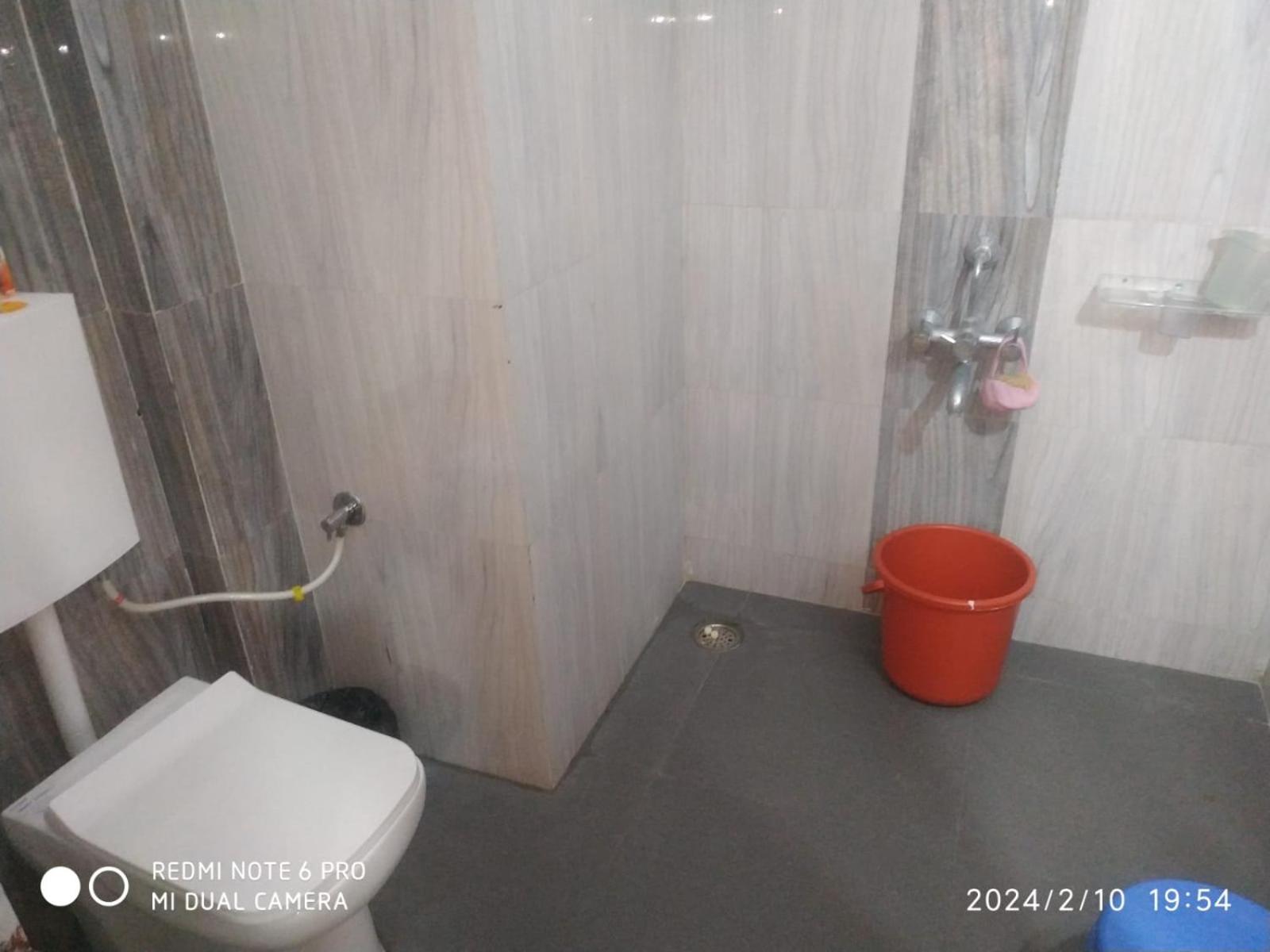 Leela Homestay Indore - Orchid - One Bedroom with Hall and balcony view 2