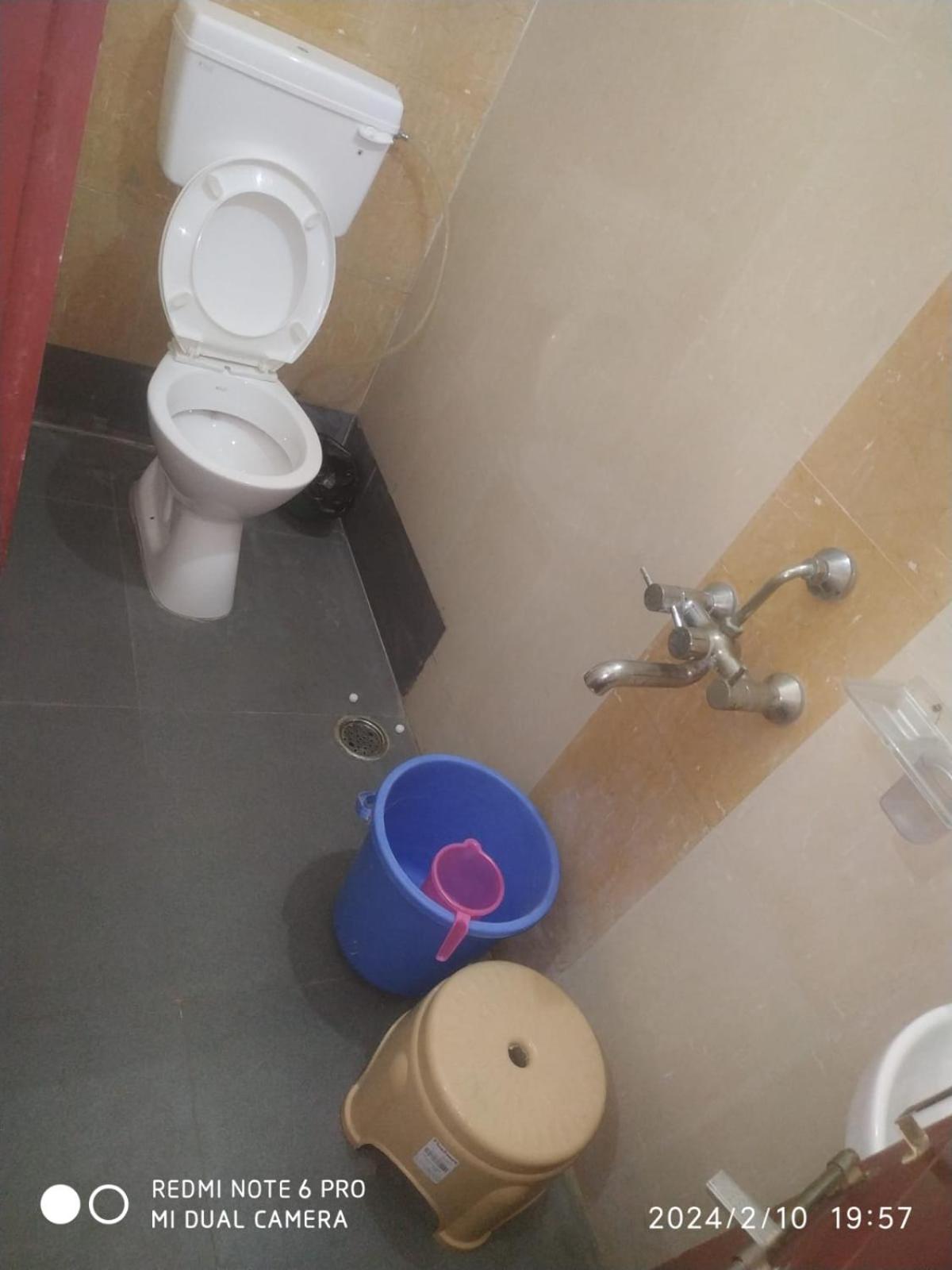 Leela Homestay Indore - Orchid - One Bedroom with Hall and balcony view 3