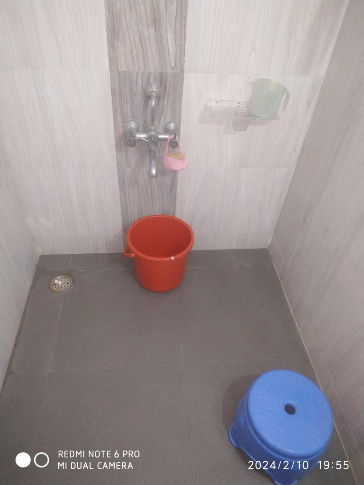 Leela Homestay Indore - Orchid - One Bedroom with Hall and balcony view 4