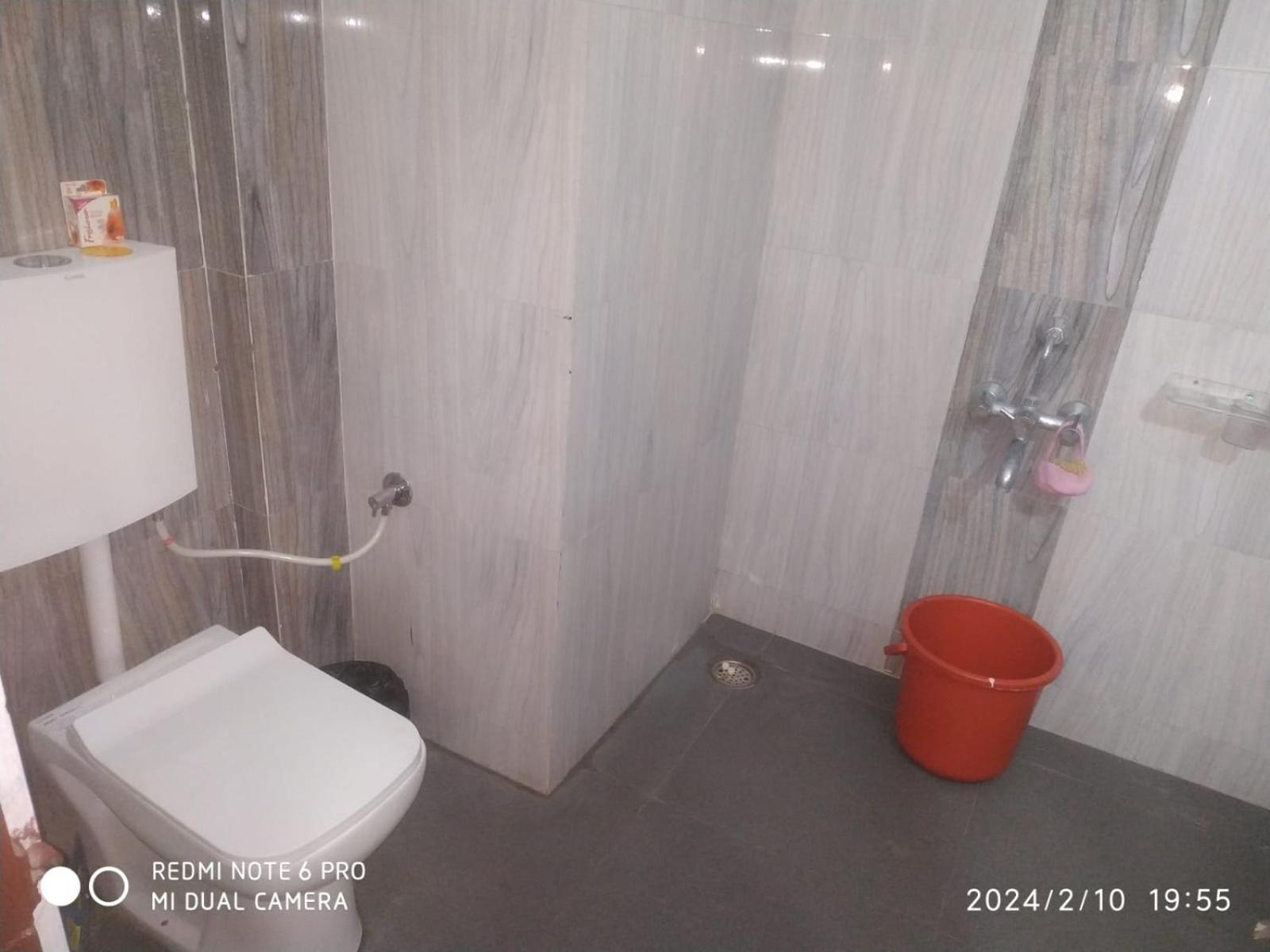 Leela Homestay Indore - Orchid - One Bedroom with Hall and balcony view 5
