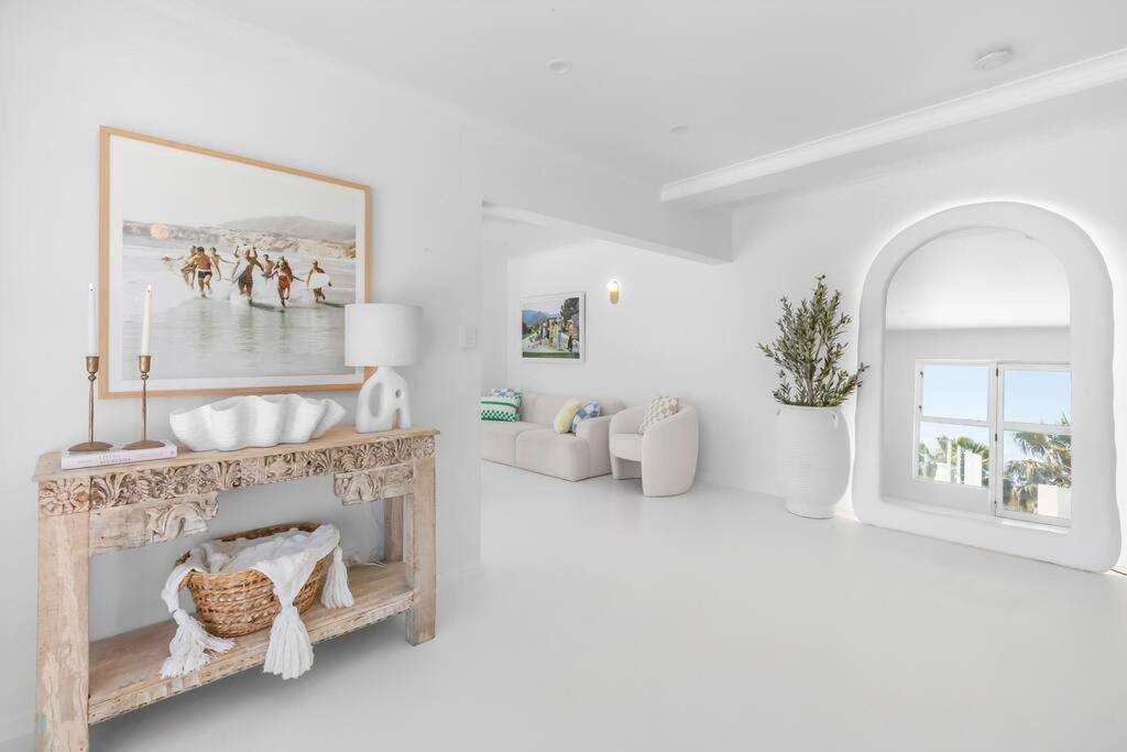 WhitsunStays - The Cyclades