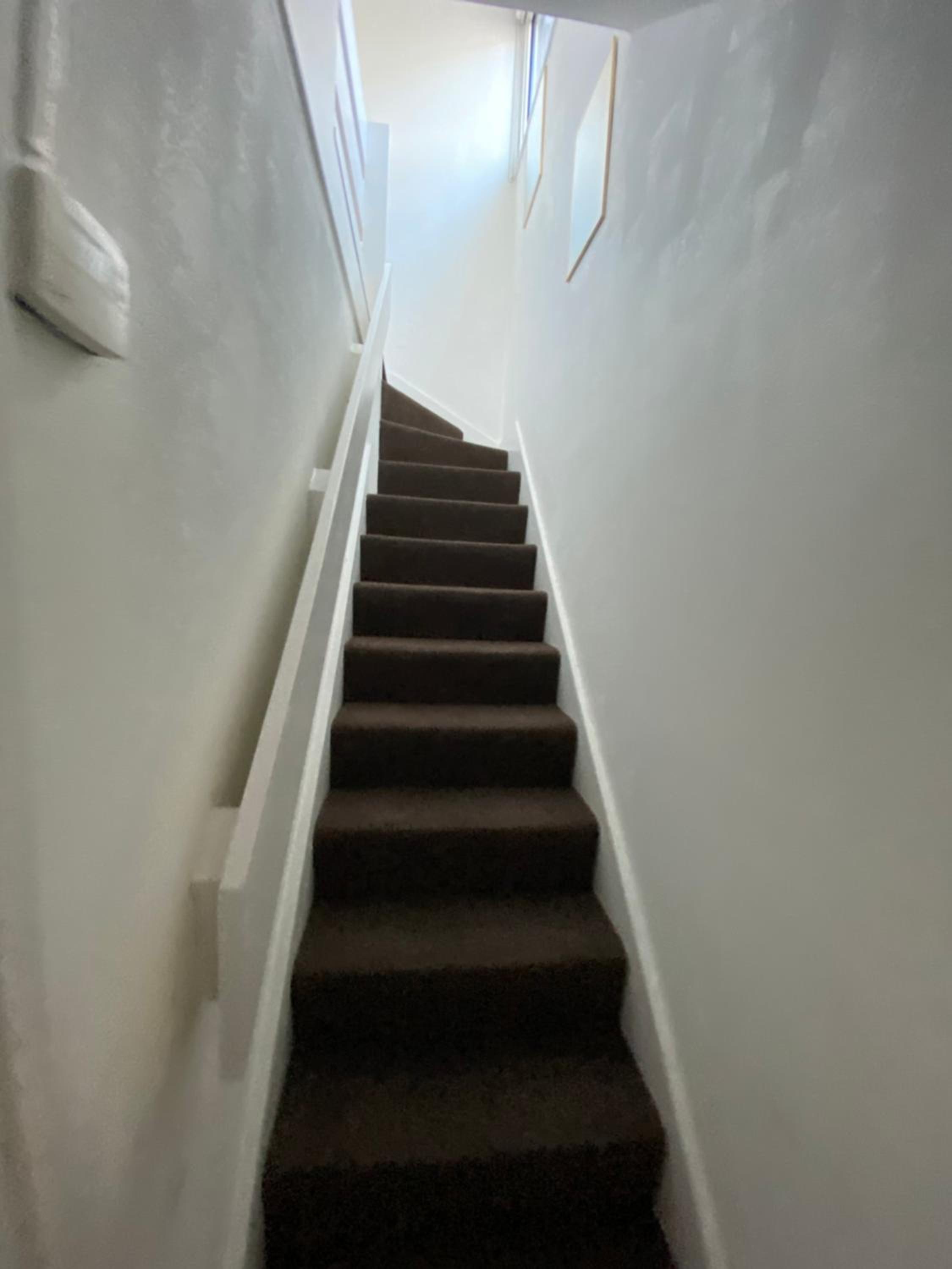 Laret Guest House