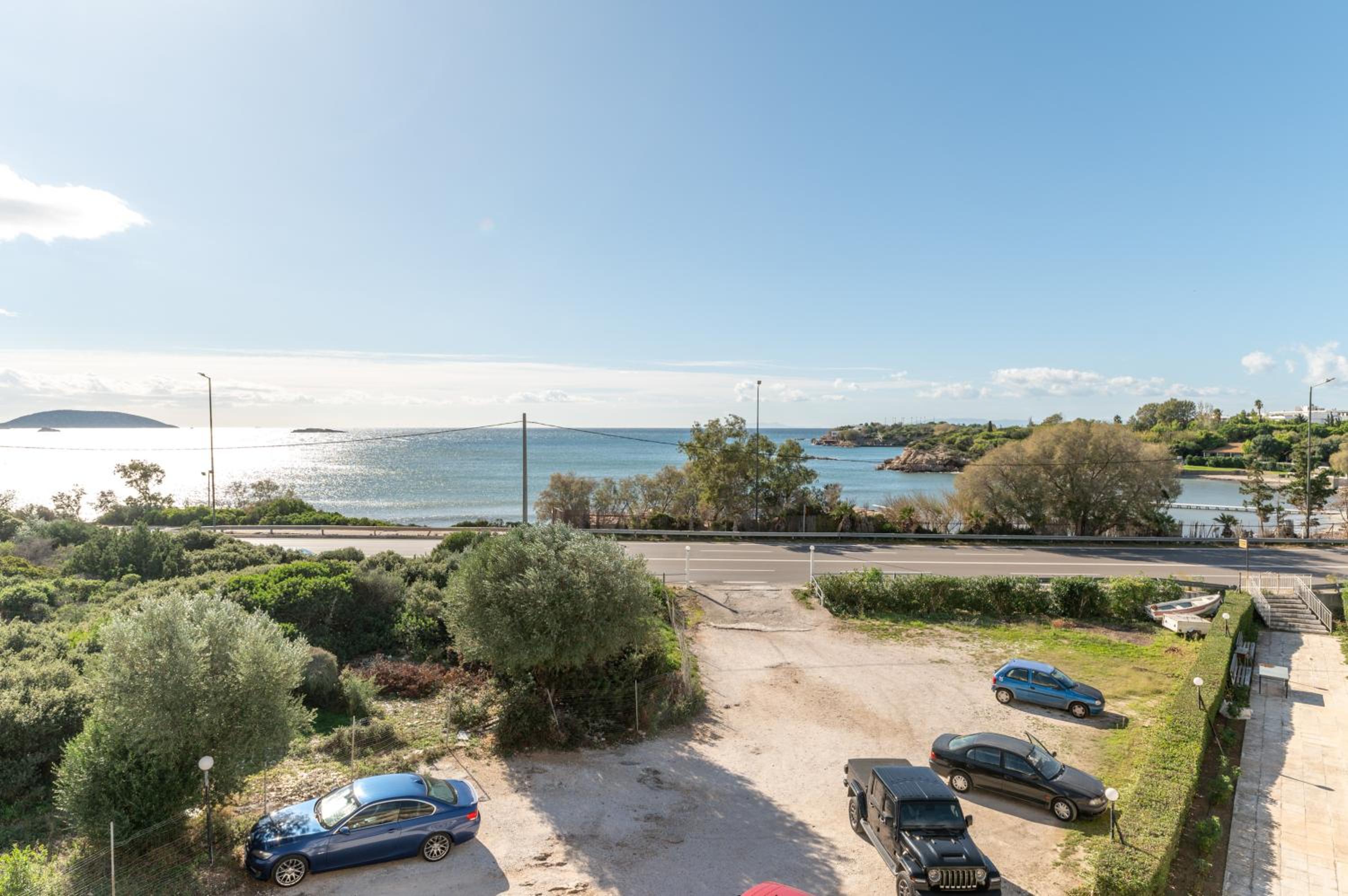 Amazing sea view apartment in Lagonissi view 4