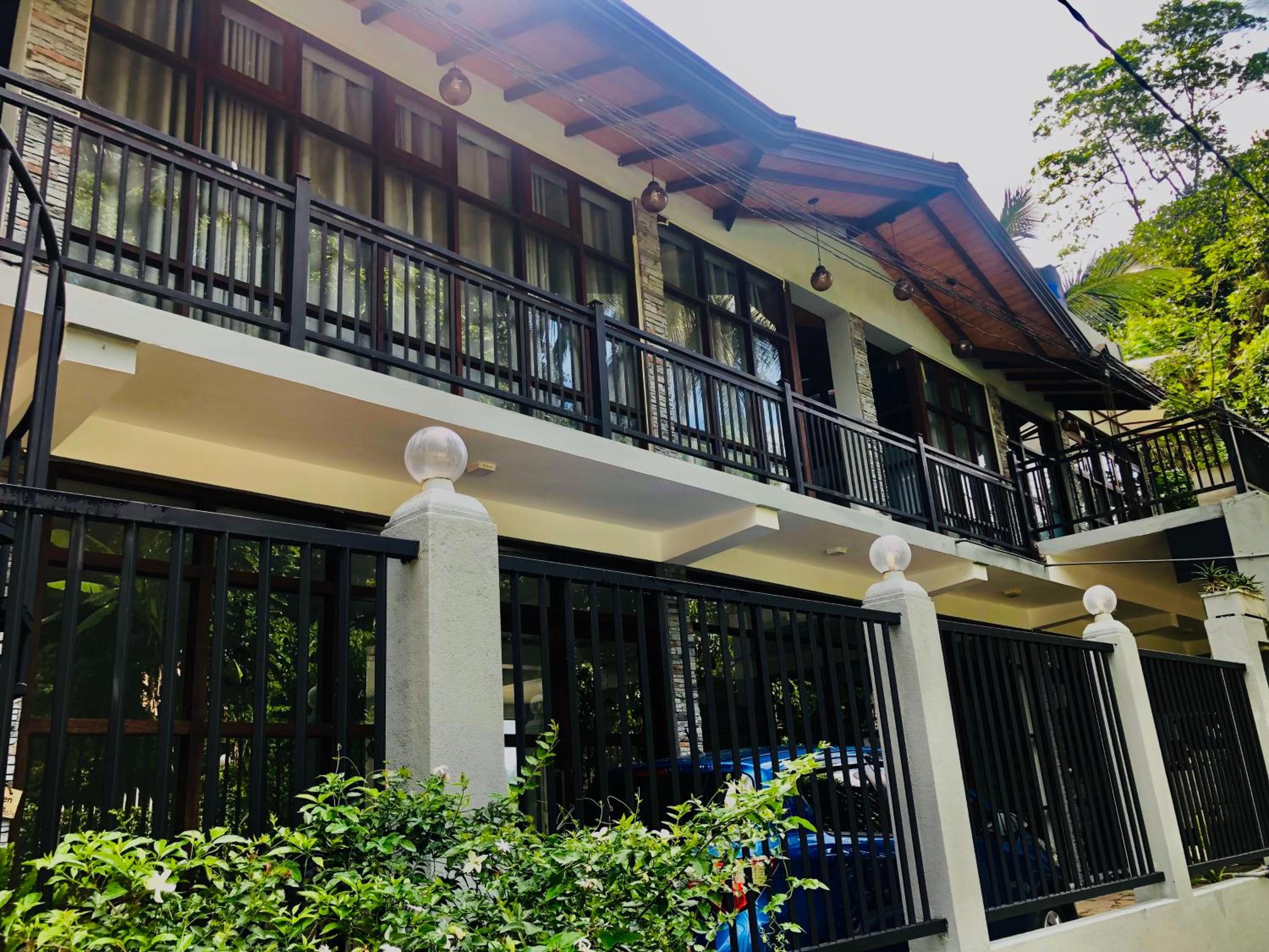 Amanzi Residence