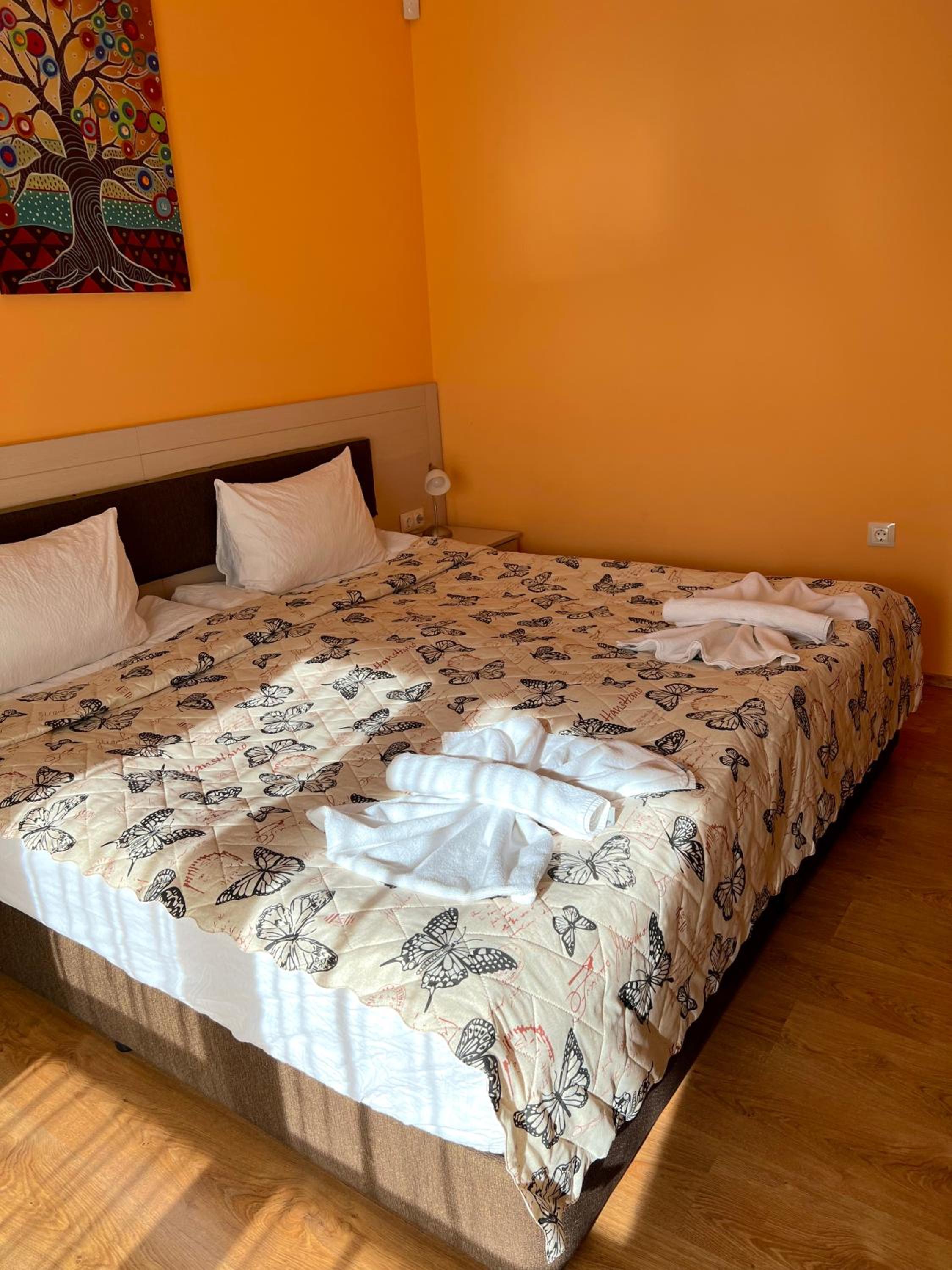 Guest House PETRA- Medovo, Sunny beach