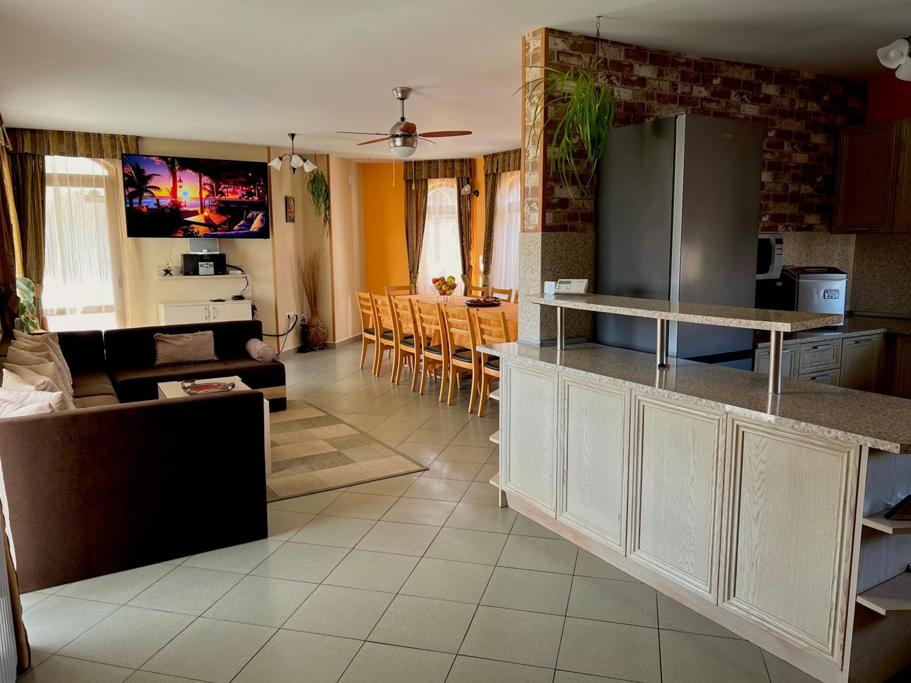 Guest House PETRA- Medovo, Sunny beach