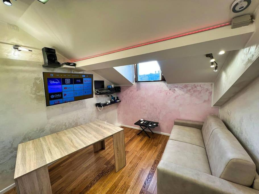 Milan City Center Airport Lounge Feel - Speed Winter Vibe - Taxi-no-need B&B