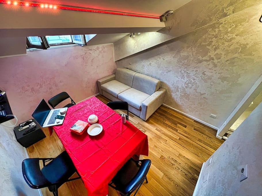 Milan City Center Airport Lounge Feel - Speed Winter Vibe - Taxi-no-need B&B