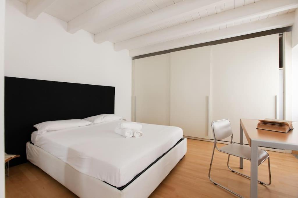 HACCA Collection - Open space in Porta Ticinese