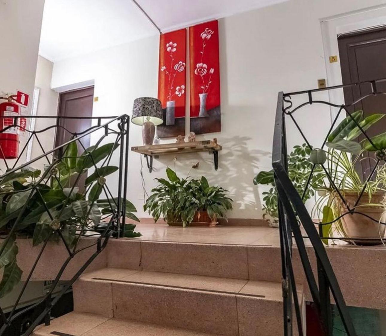 Oriente Hostal